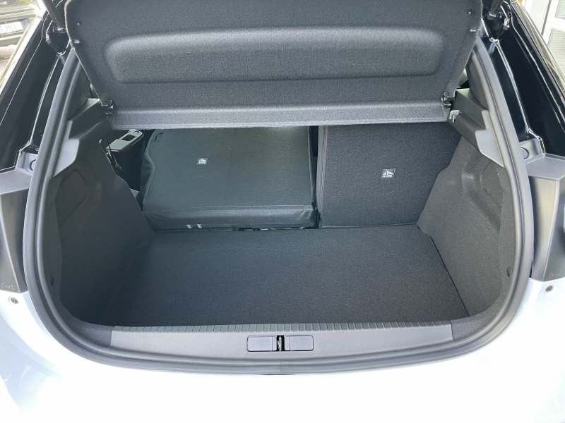 OPEL Corsa 1.2 T Hybrid Viva-image-11