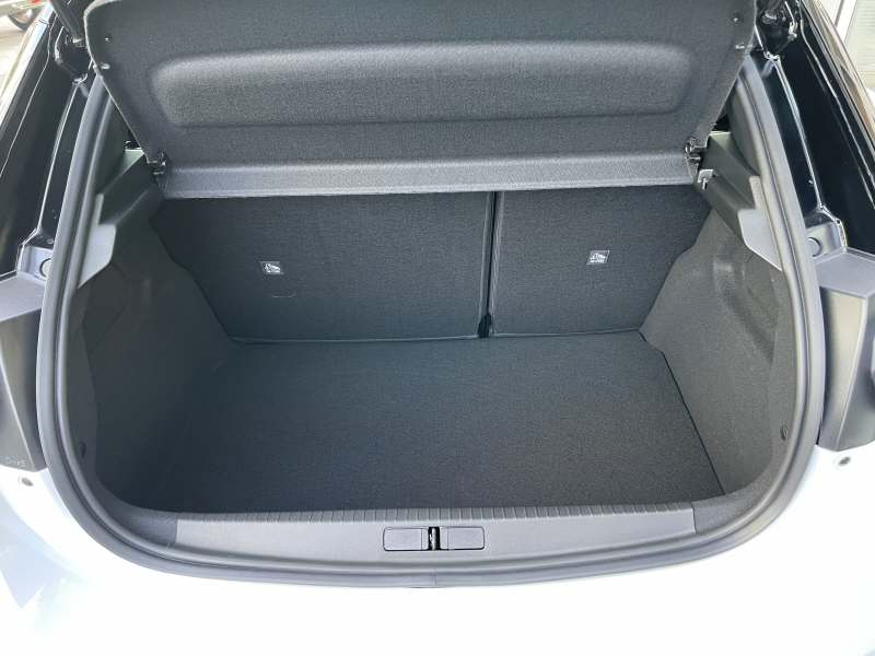 OPEL Corsa 1.2 T Hybrid Viva-image-12