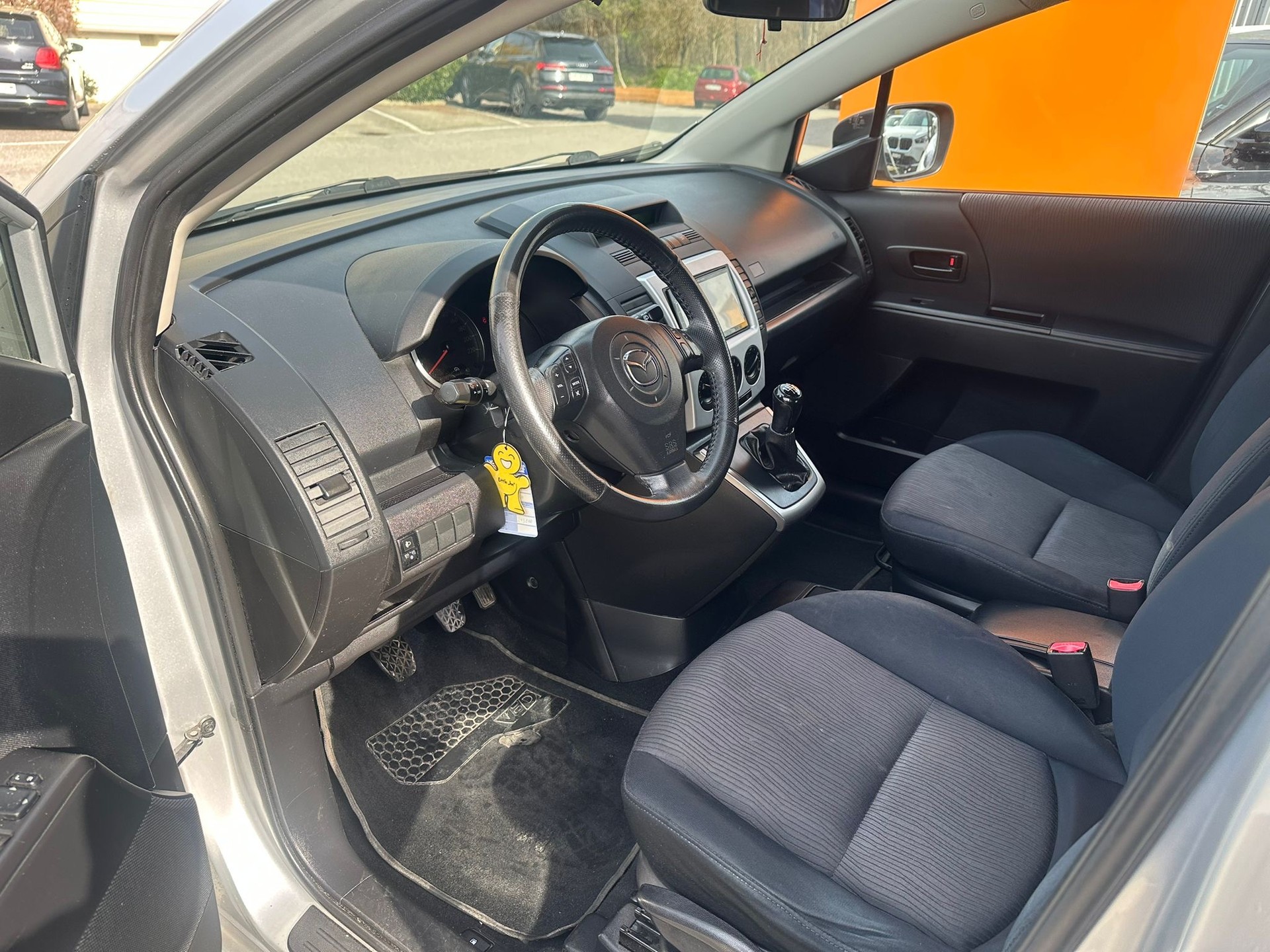 MAZDA 5 2.0d 16V Confort-image-5