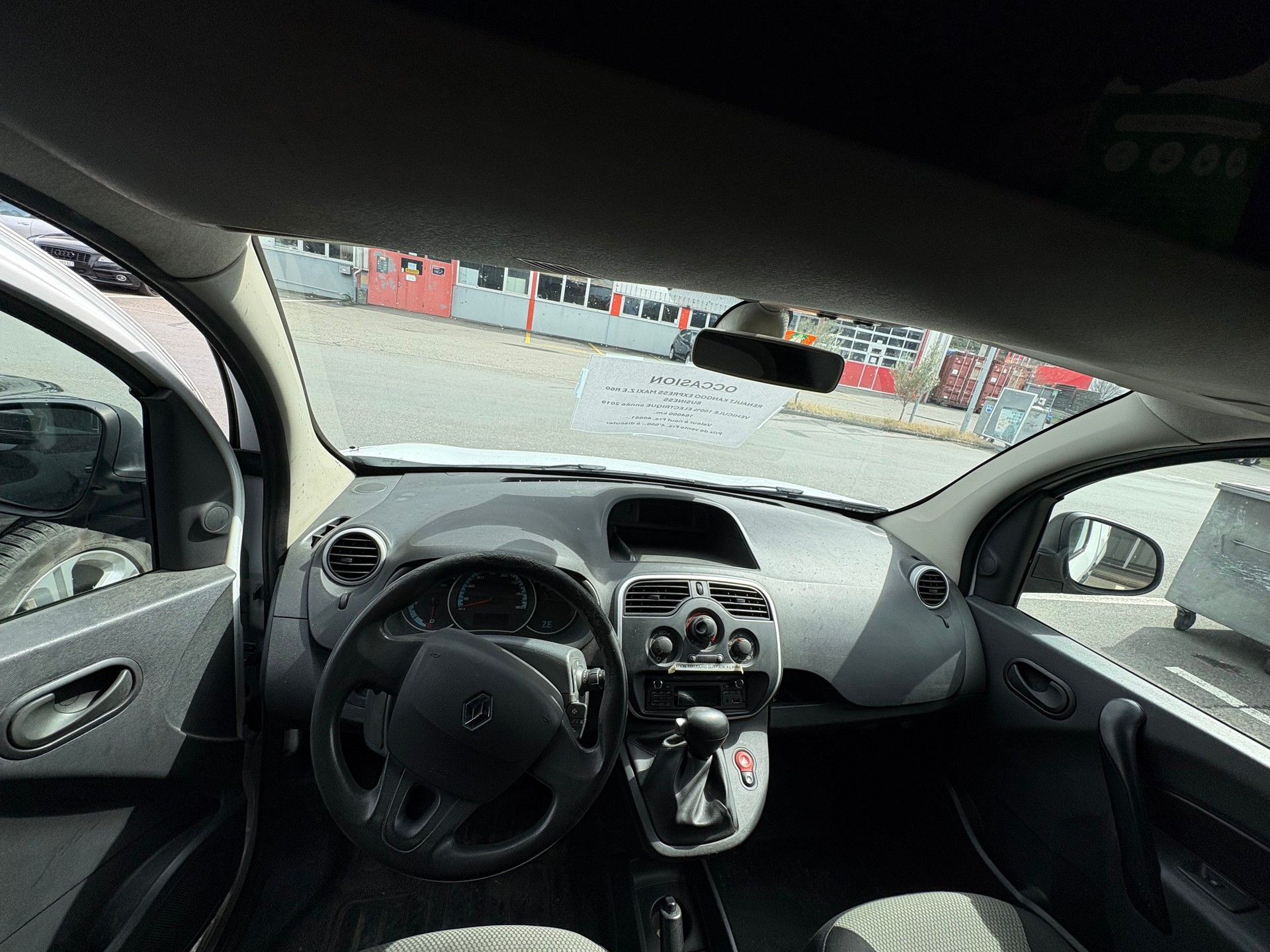 RENAULT Kangoo Maxi Z.E. 33 R60 Business 2 Plätze-image-1