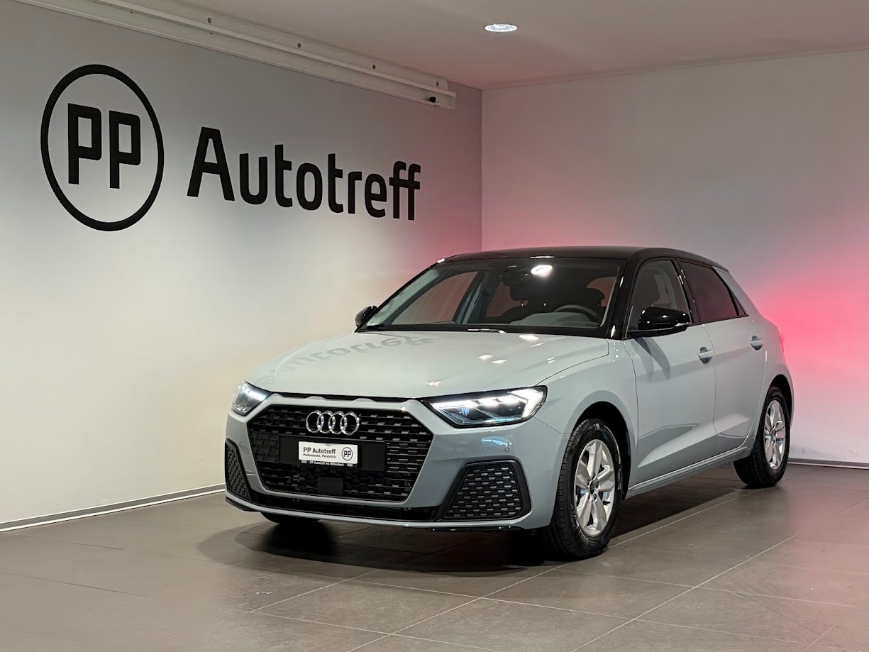 AUDI A1 Sportback 30 TFSI Attraction S-tronic-image-1