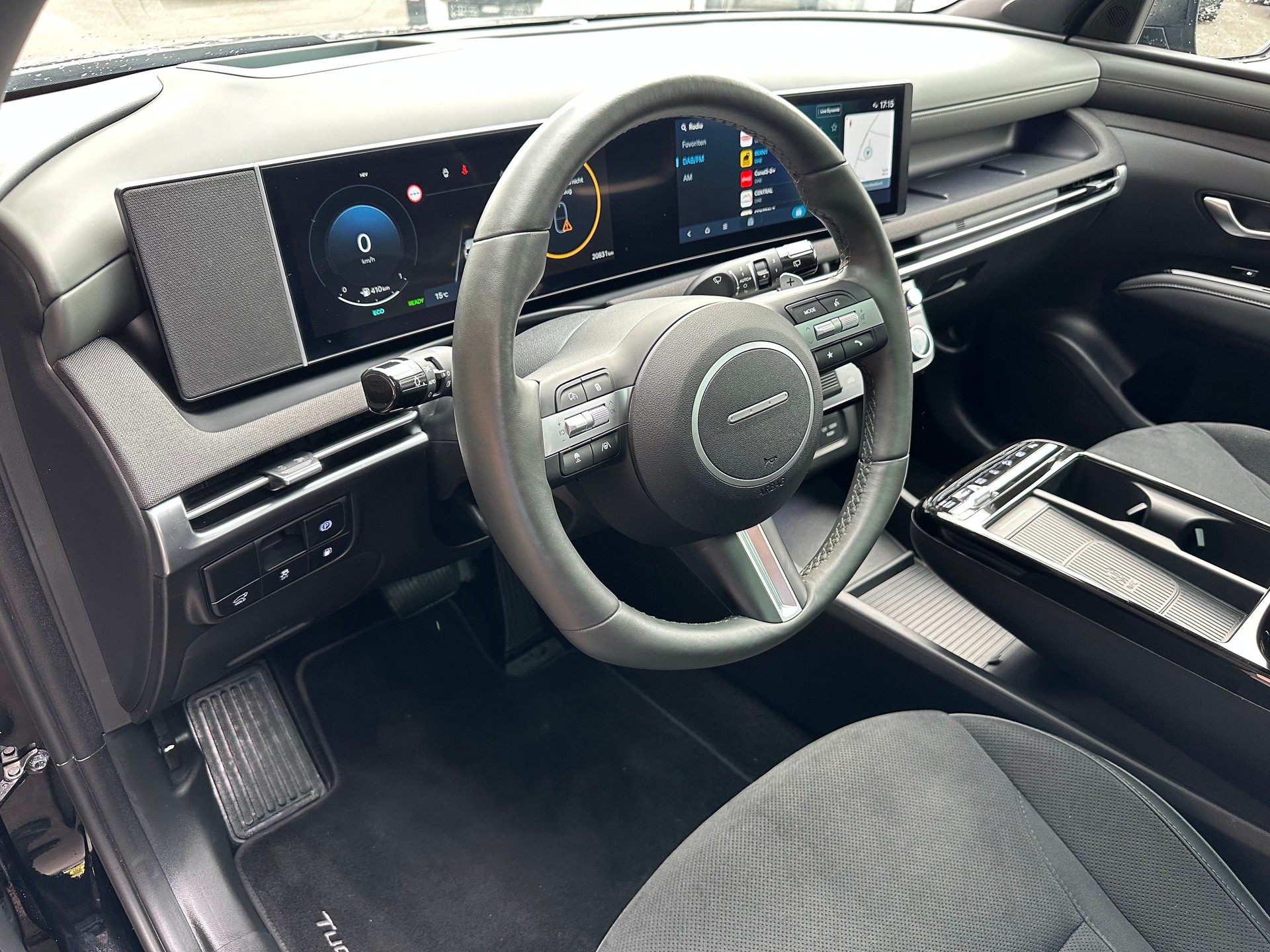 HYUNDAI Tucson 1.6 TGDI PHEV 20th Anniversary 4WD-image-4