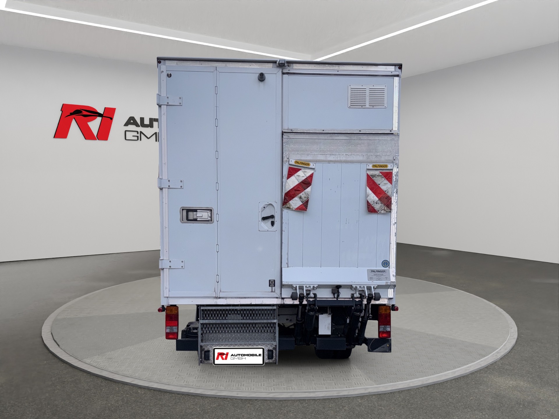 MERCEDES-BENZ Sprinter 516 CDI Standard-image-8