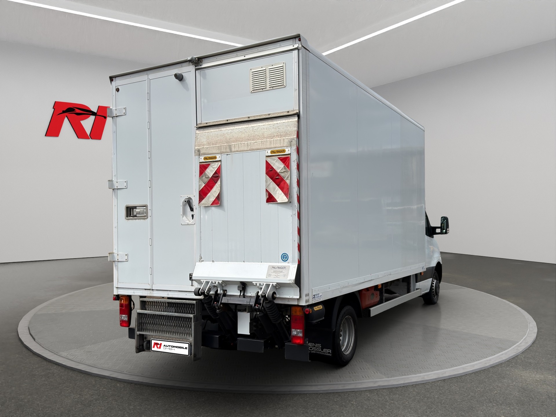 MERCEDES-BENZ Sprinter 516 CDI Standard-image-4