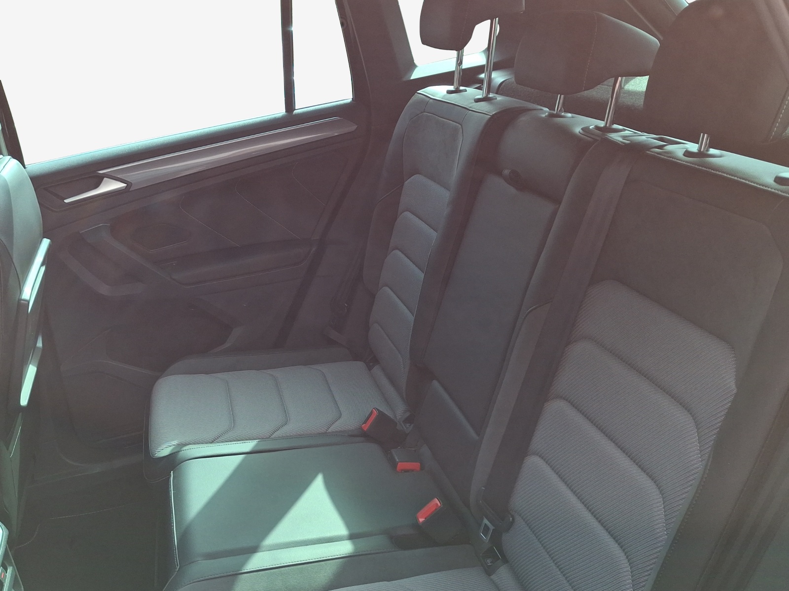 VW Tiguan 2.0TSI Highline 4Motion DSG-image-11
