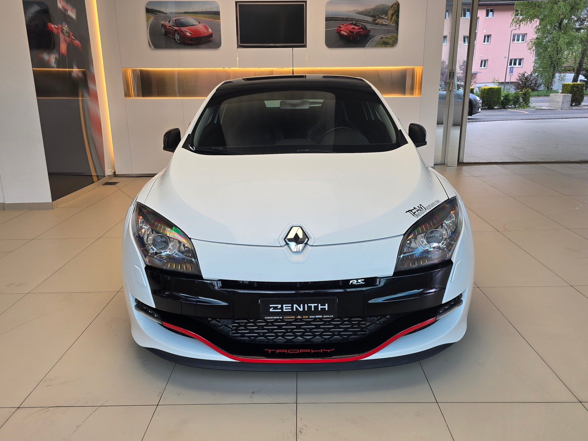 RENAULT Mégane Coupé 2.0 16V Turbo Trophy RS-image-1
