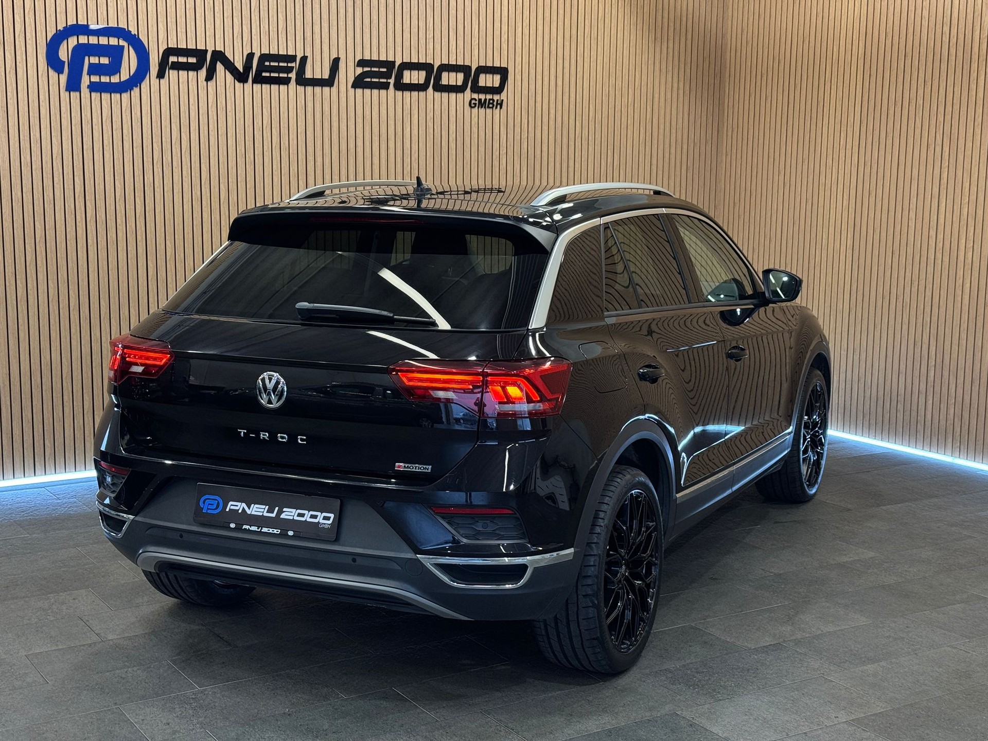 VW T-Roc 2.0 TDI SCR Sport DSG 4Motion-image-4