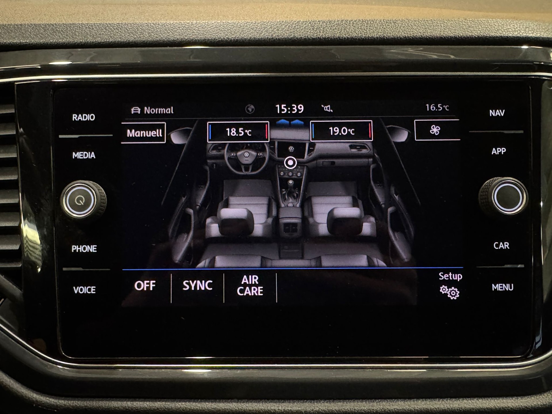 VW T-Roc 2.0 TDI SCR Sport DSG 4Motion-image-16