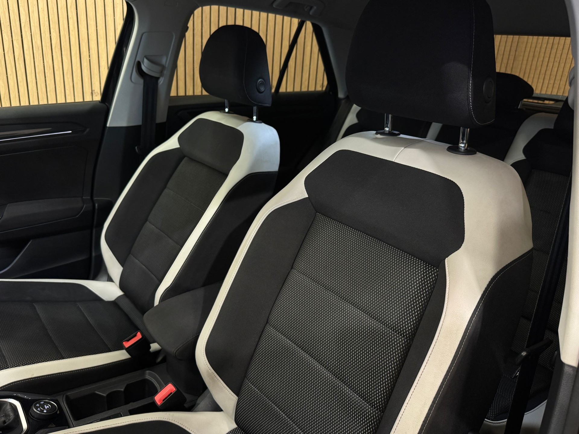 VW T-Roc 2.0 TDI SCR Sport DSG 4Motion-image-22