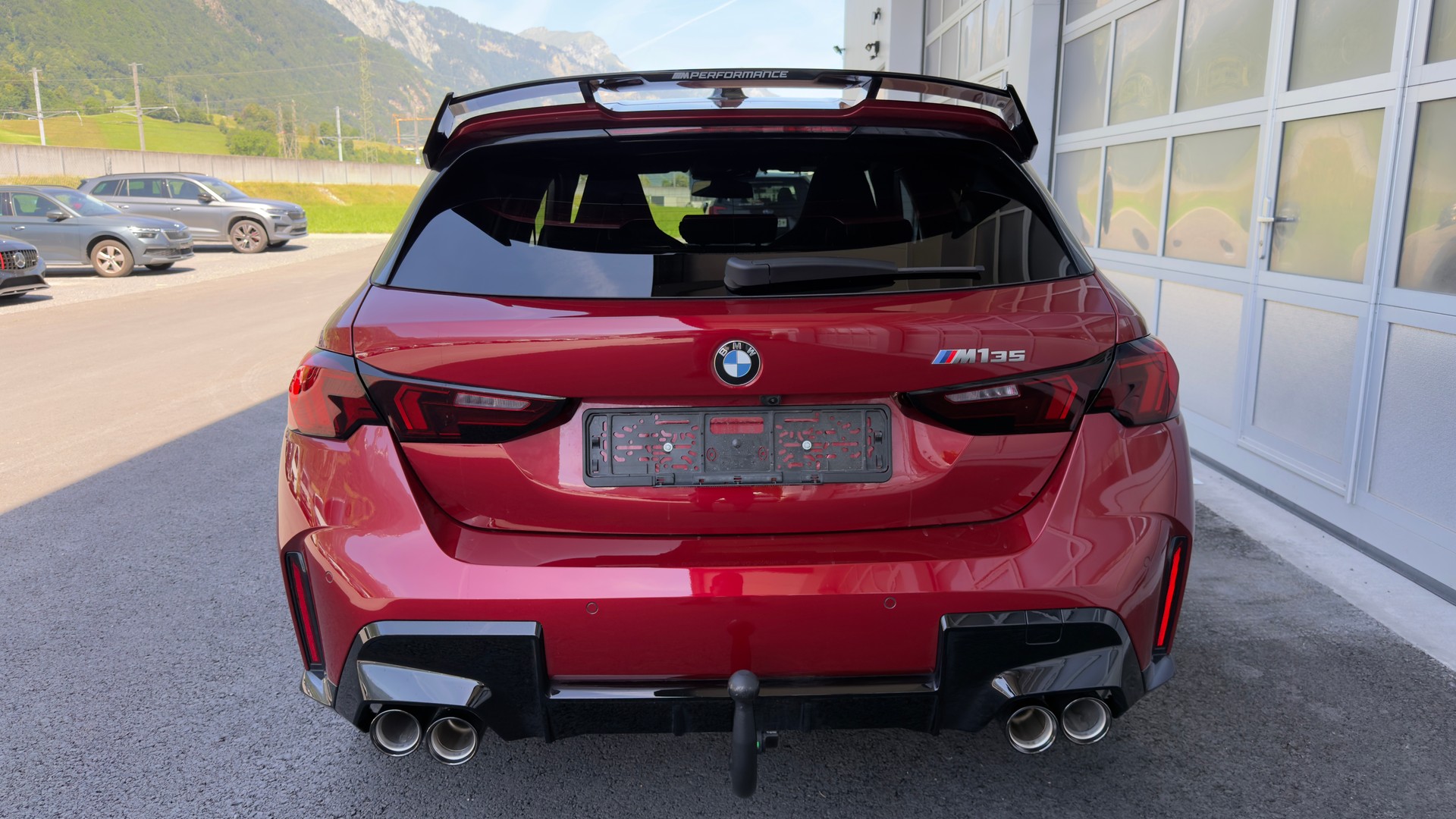 BMW 1er Reihe F70 M135i xDrive-image-3