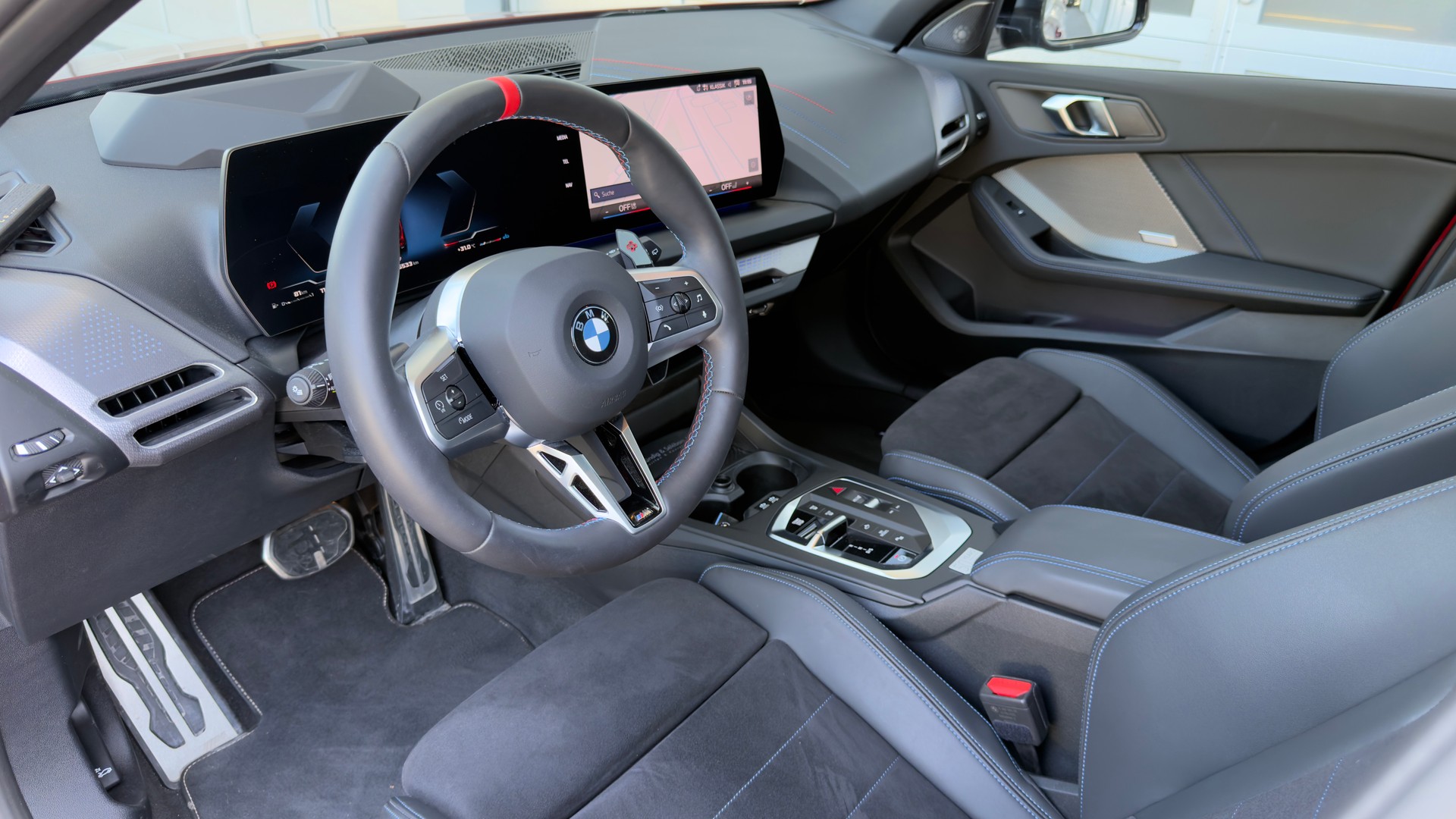 BMW 1er Reihe F70 M135i xDrive-image-9