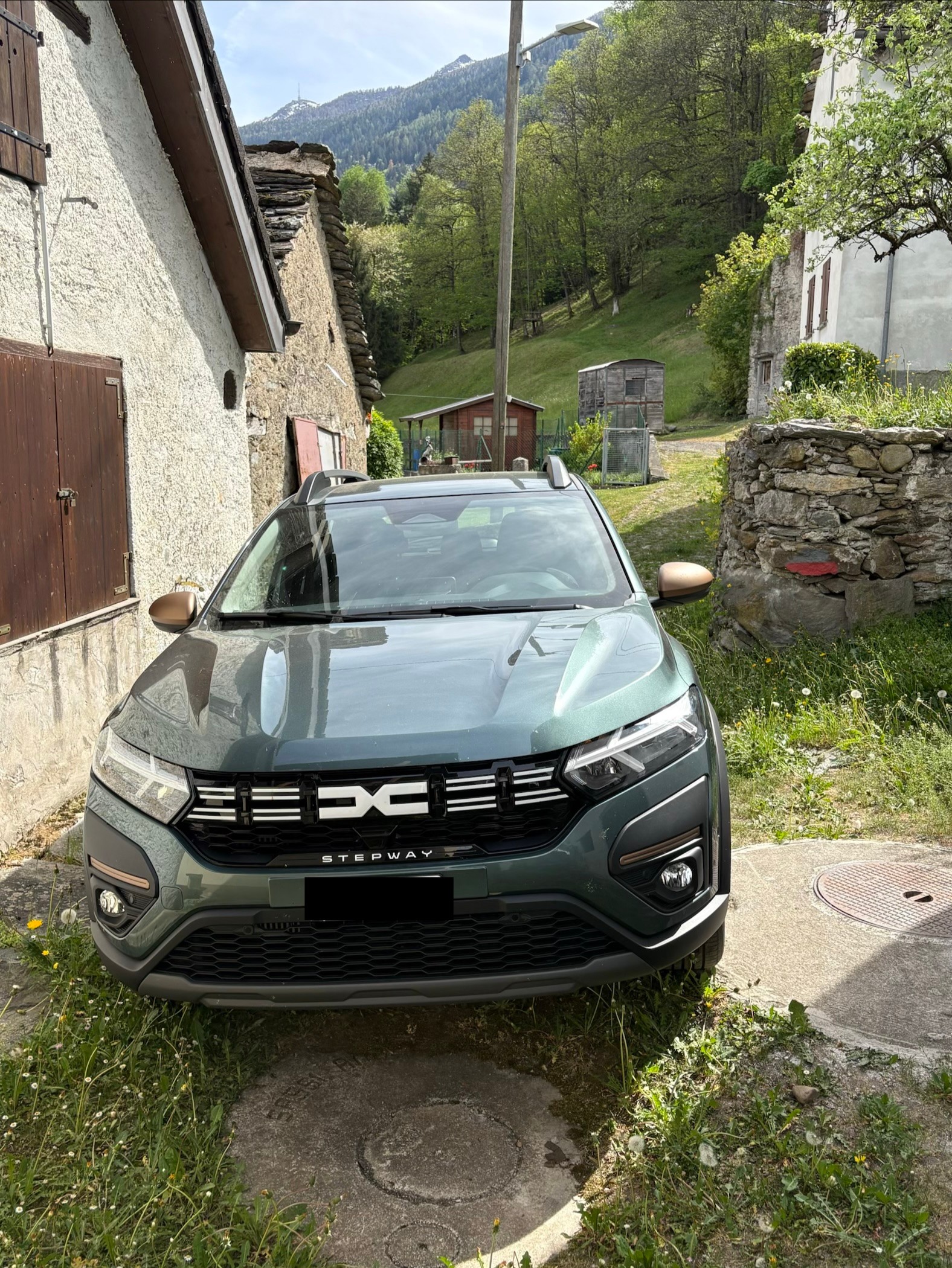 DACIA Sandero Stepway TCe 90 Extreme+ CVT-image-0