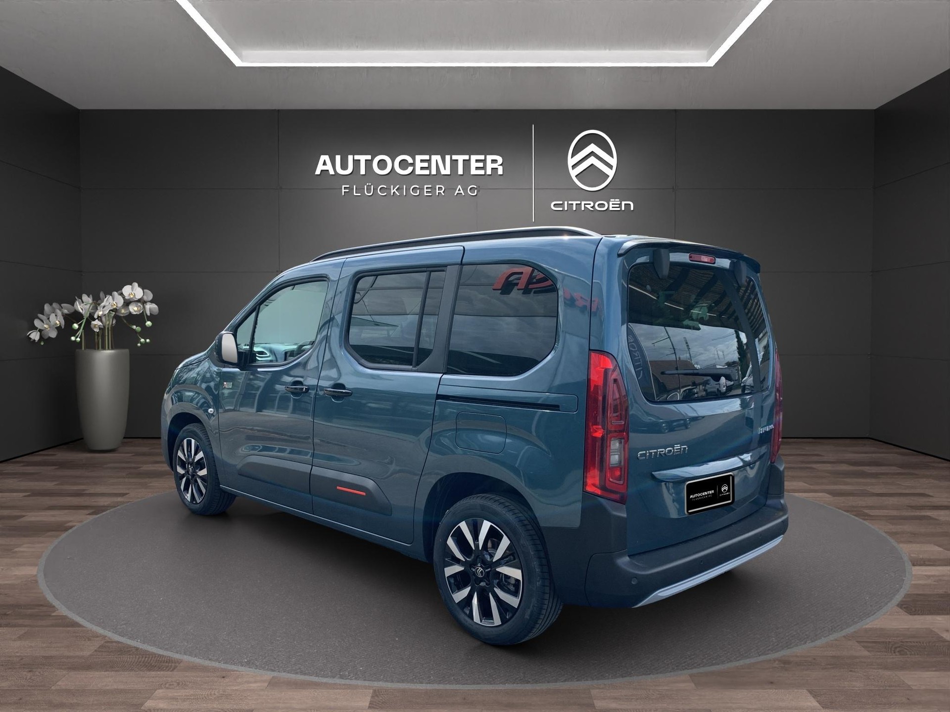 CITROEN Berlingo 1.5 BlueHDi 130 Max XTR-image-1