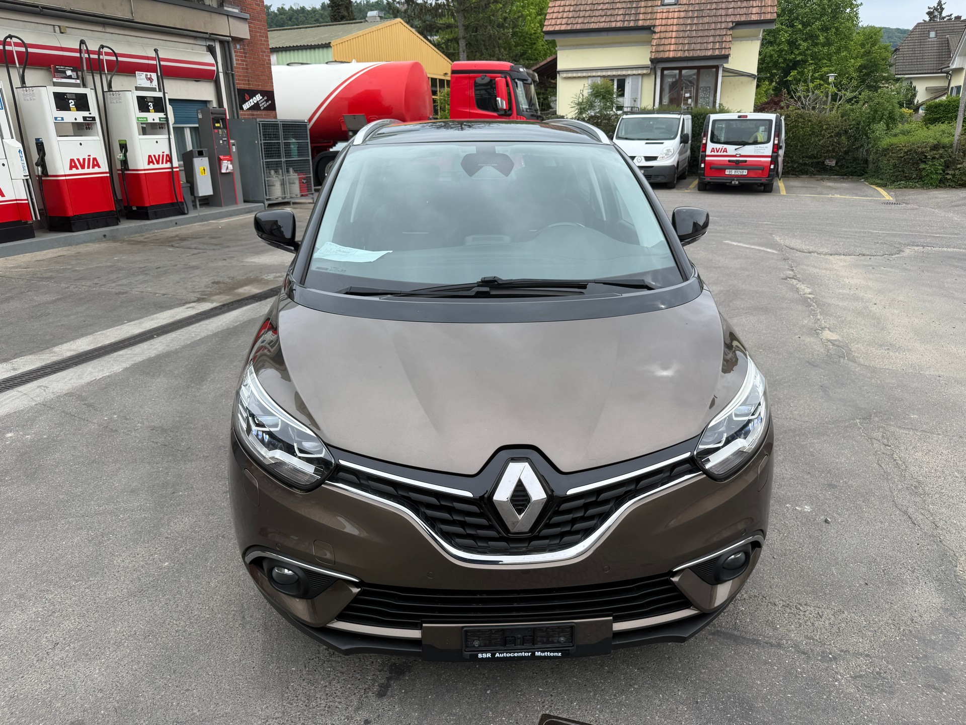RENAULT Grand Scénic 1.2 16V Turbo Bose-image-2