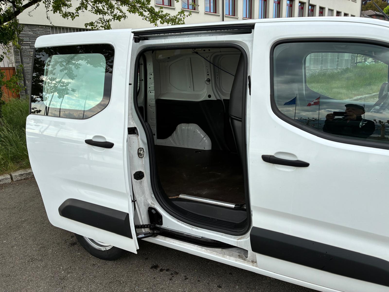 CITROEN Berlingo Van 1.5 Blue HDi 100 s/s Club 1000kg-image-6