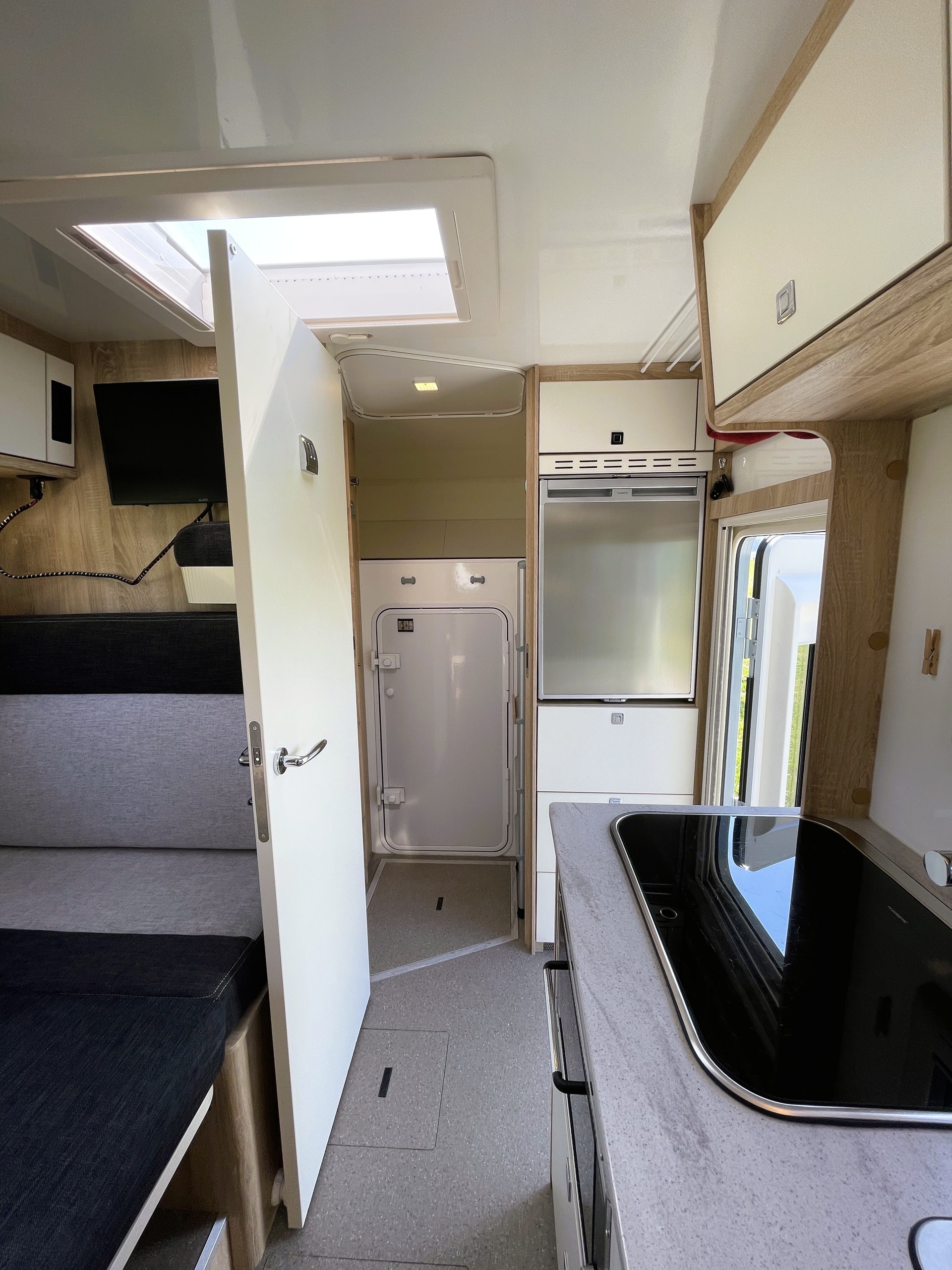 IVECO M-S Reisemobile 420G-image-22