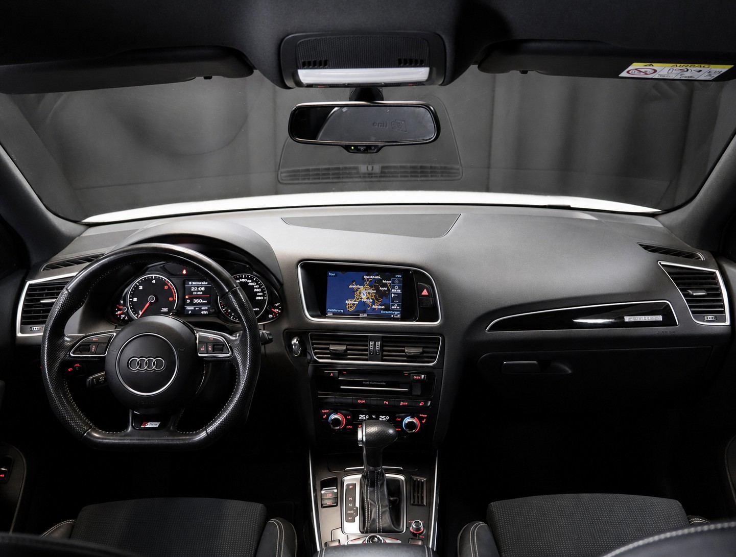 AUDI Q5 2.0 TDI S-tronic-image-4