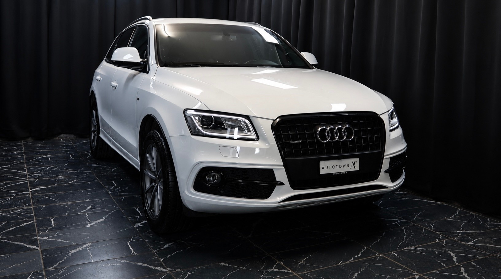 AUDI Q5 2.0 TDI S-tronic-image-0