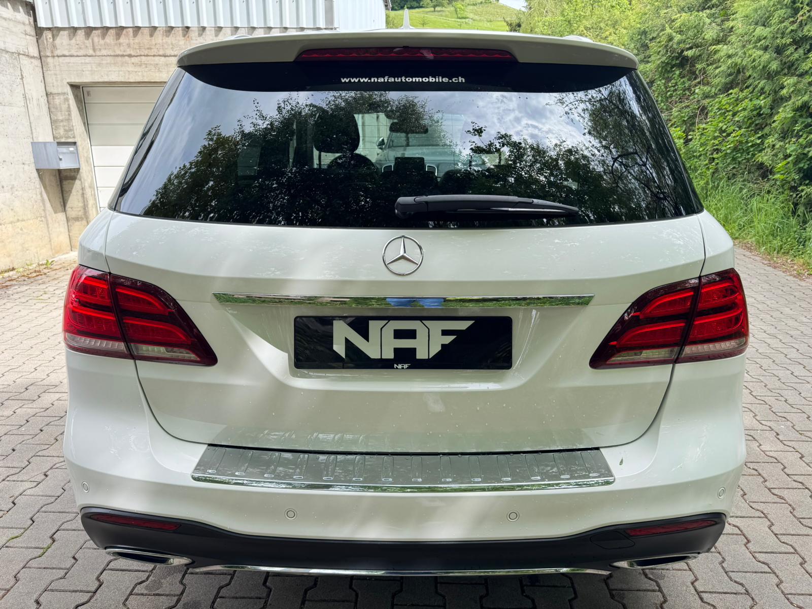 MERCEDES-BENZ GLE 250 d Executive 4Matic 9G-Tronic-showroom-element-3