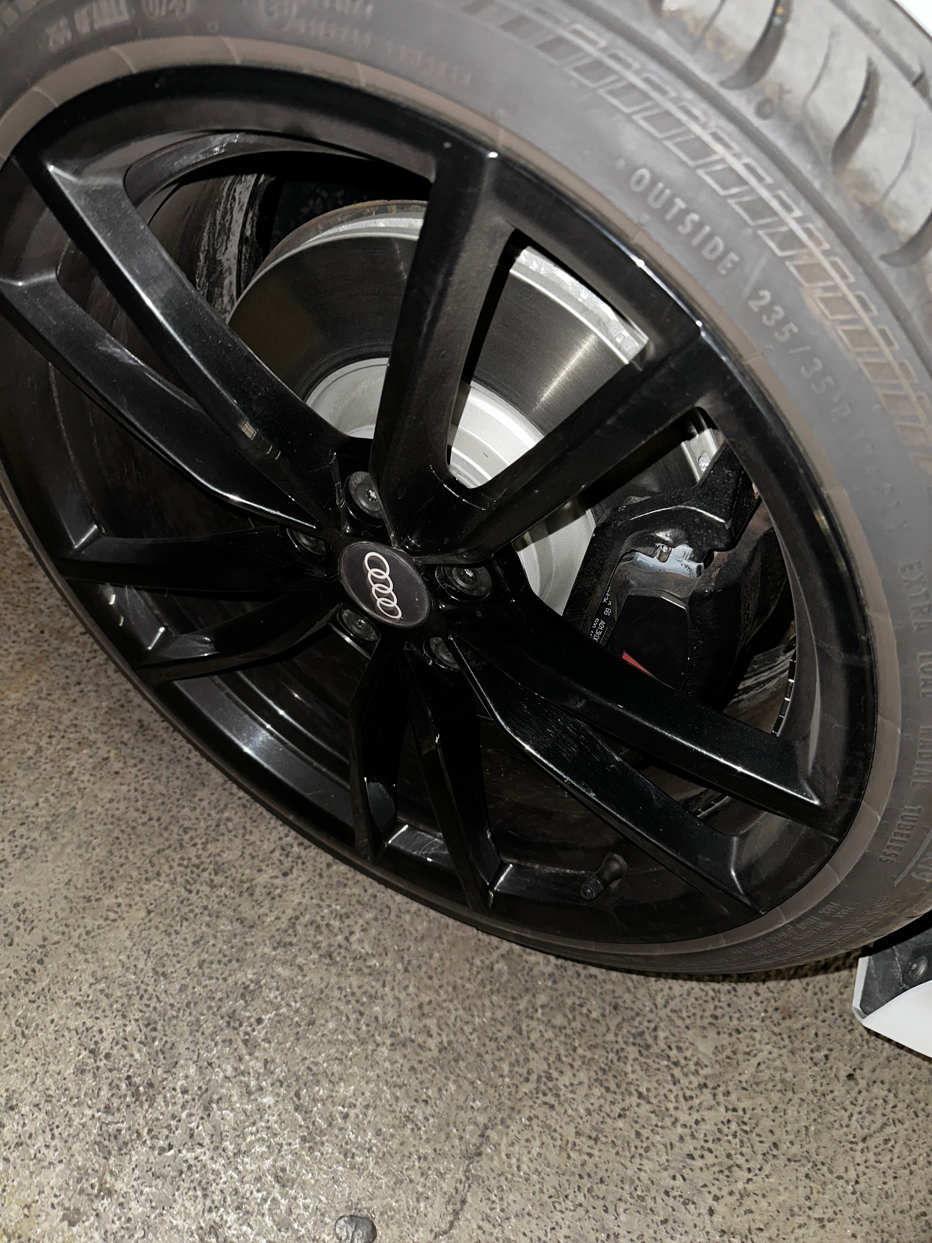 AUDI 2.0 T FSI quattro S-Tronic-image-3