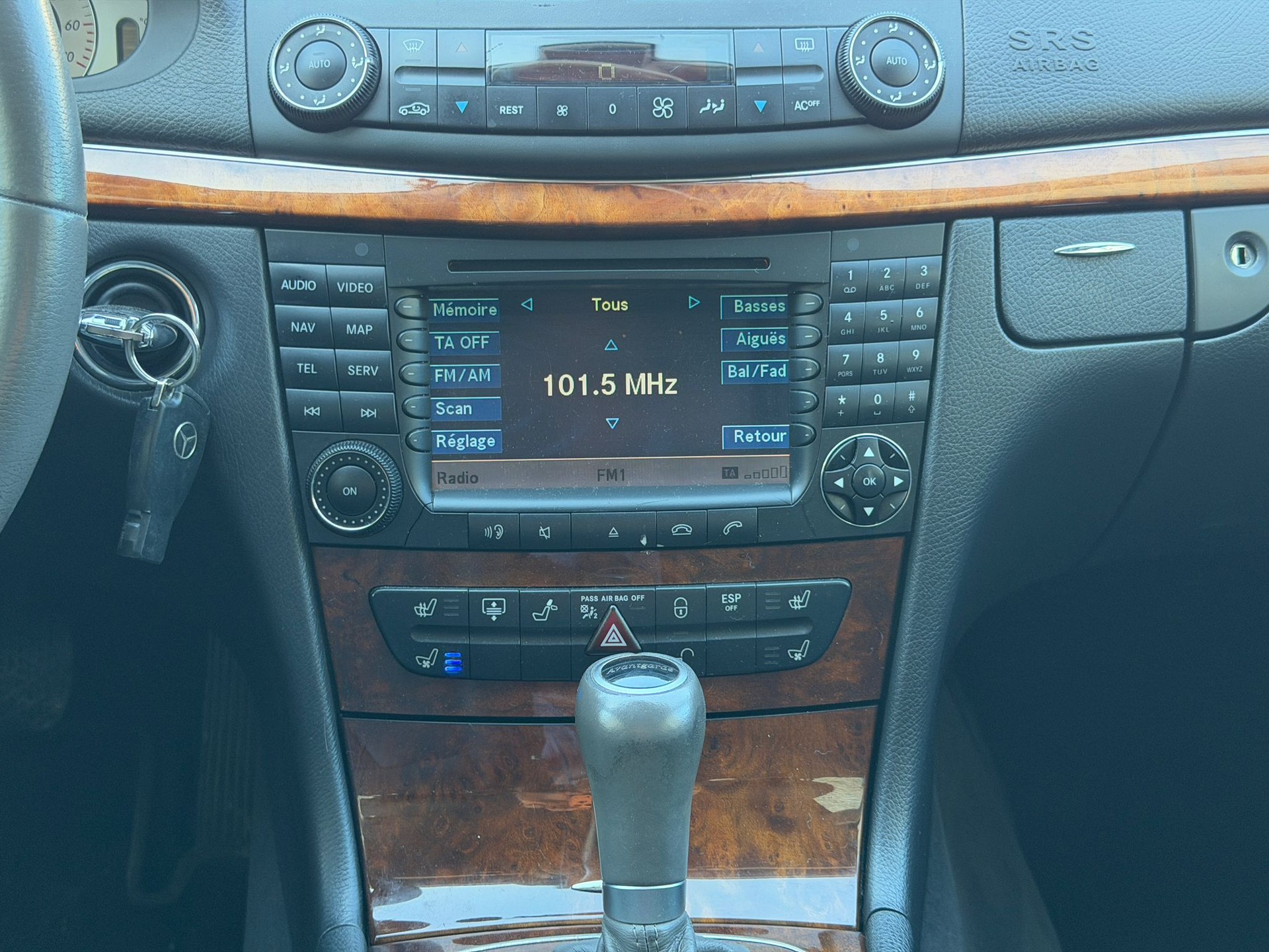 MERCEDES-BENZ E 500 Avantgarde 4Matic Automatic-image-8