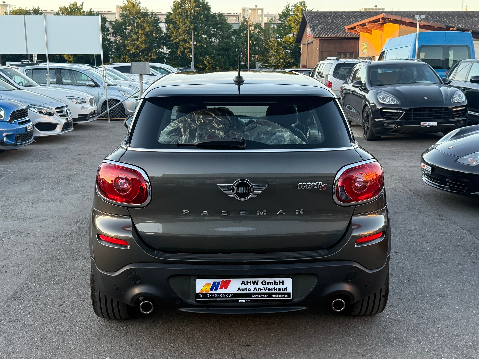 MINI Paceman Cooper S ALL4 Steptronic / Frisch ab MFK / 1 Jahr Garantie / harman/kardon / Navi / Leder / Xenon-image-4