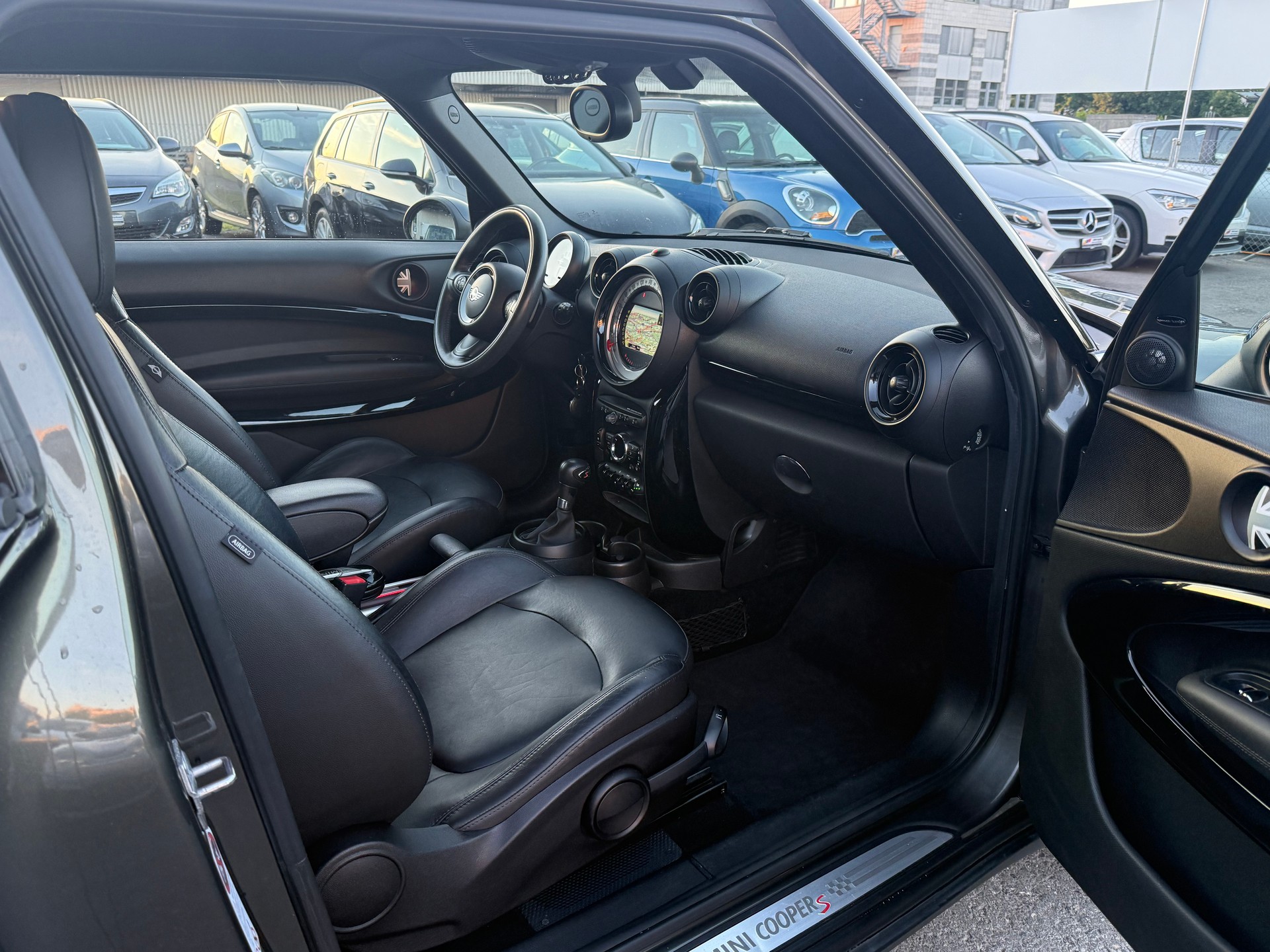 MINI Paceman Cooper S ALL4 Steptronic / Frisch ab MFK / 1 Jahr Garantie / harman/kardon / Navi / Leder / Xenon-image-7