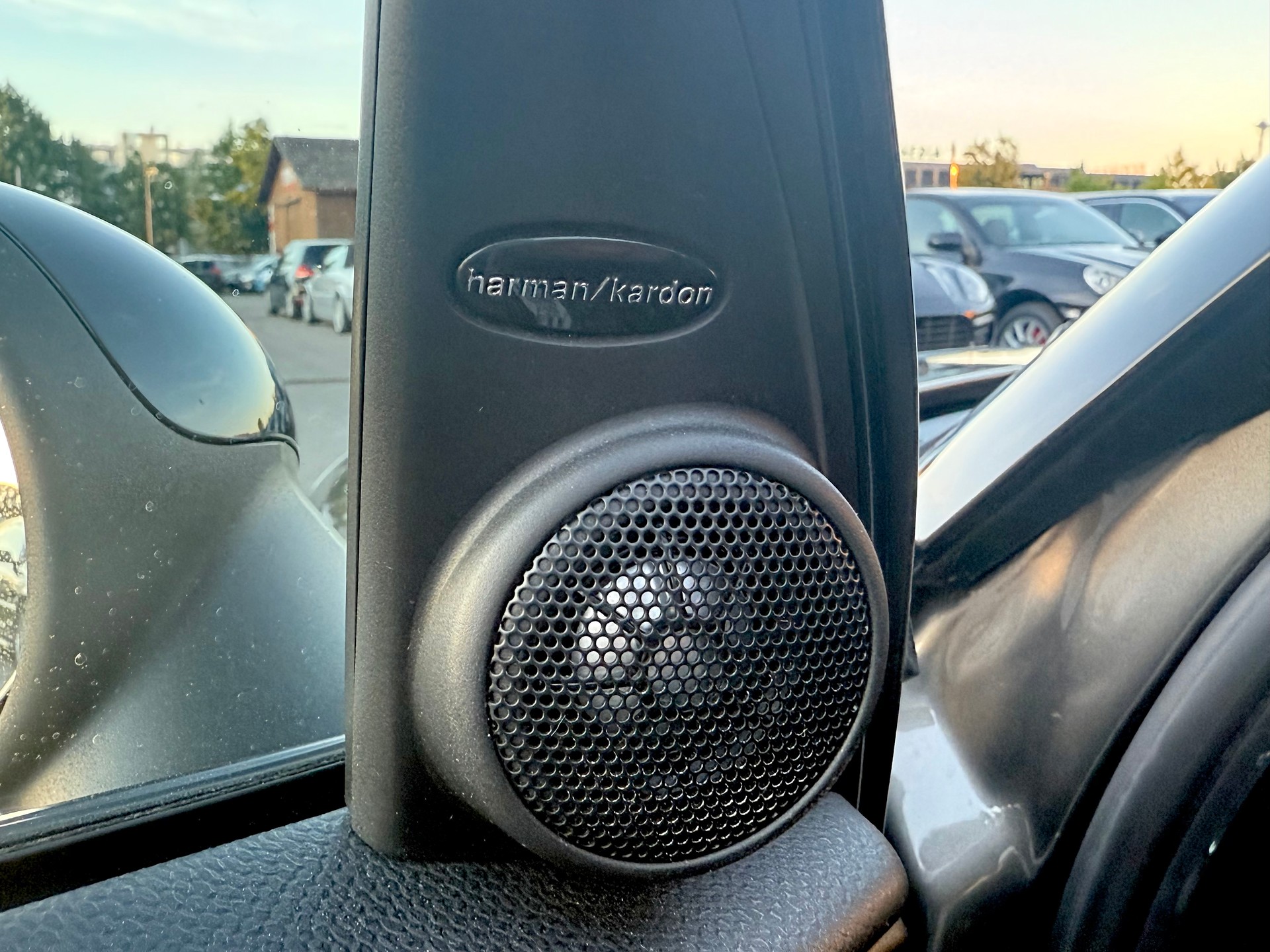 MINI Paceman Cooper S ALL4 Steptronic / Frisch ab MFK / 1 Jahr Garantie / harman/kardon / Navi / Leder / Xenon-image-11