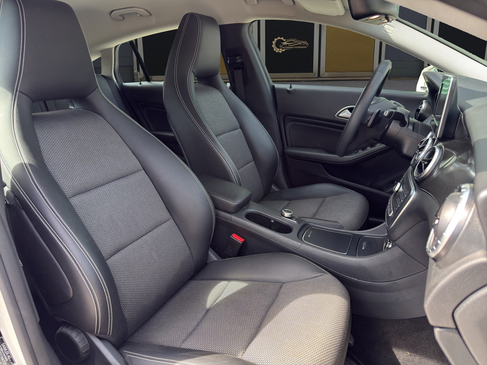 MERCEDES-BENZ CLA Shooting Br 200 d Swiss Star Edition 4M-image-9