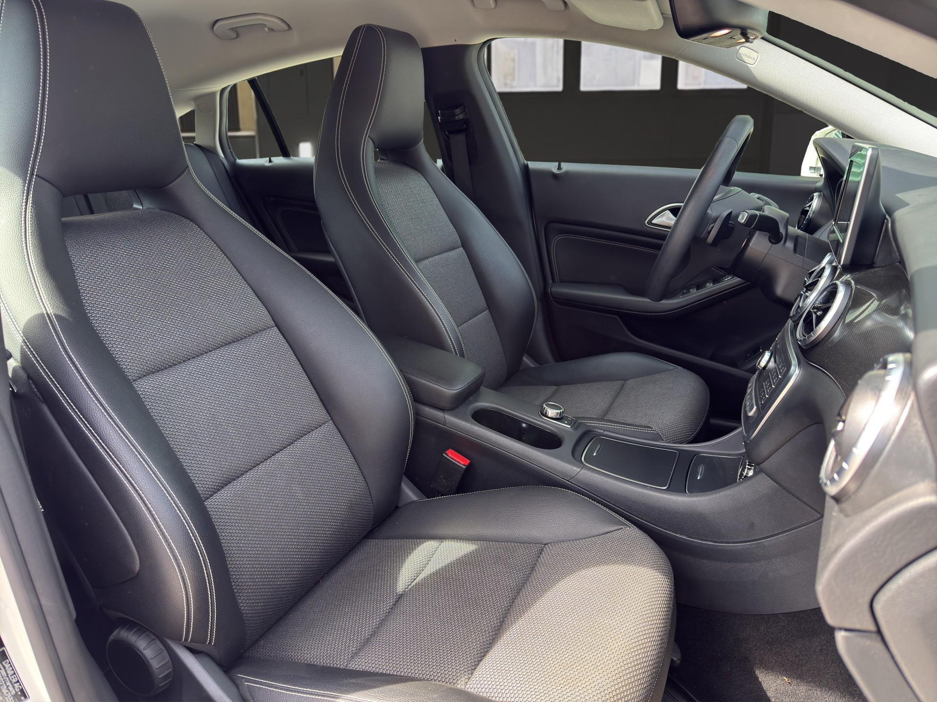 MERCEDES-BENZ CLA Shooting Br 200 d Swiss Star Edition 4M-image-9