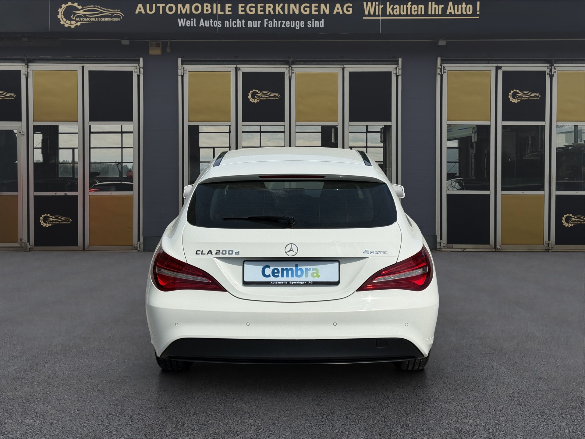 MERCEDES-BENZ CLA Shooting Br 200 d Swiss Star Edition 4M-image-5