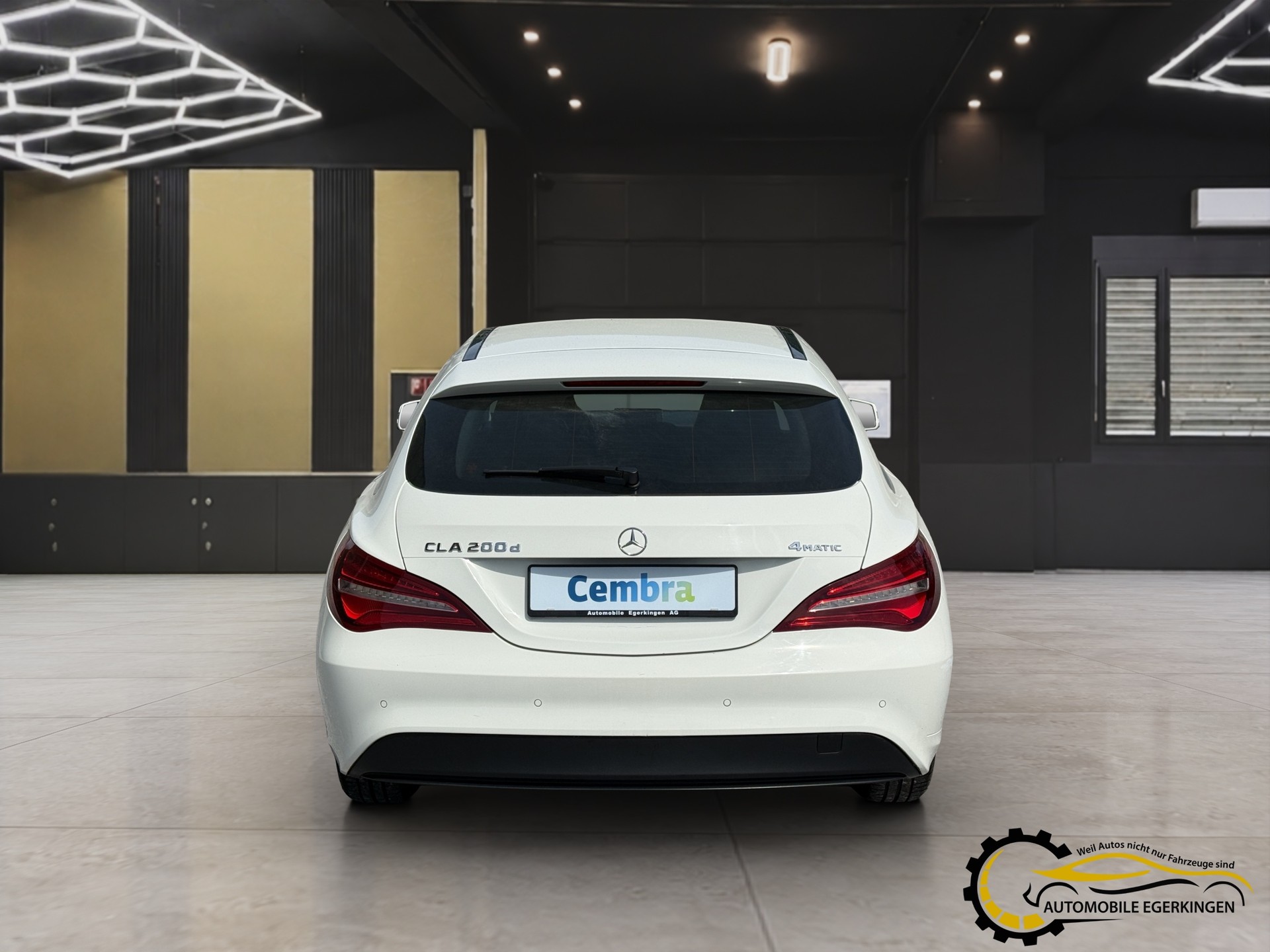 MERCEDES-BENZ CLA Shooting Br 200 d Swiss Star Edition 4M-image-5