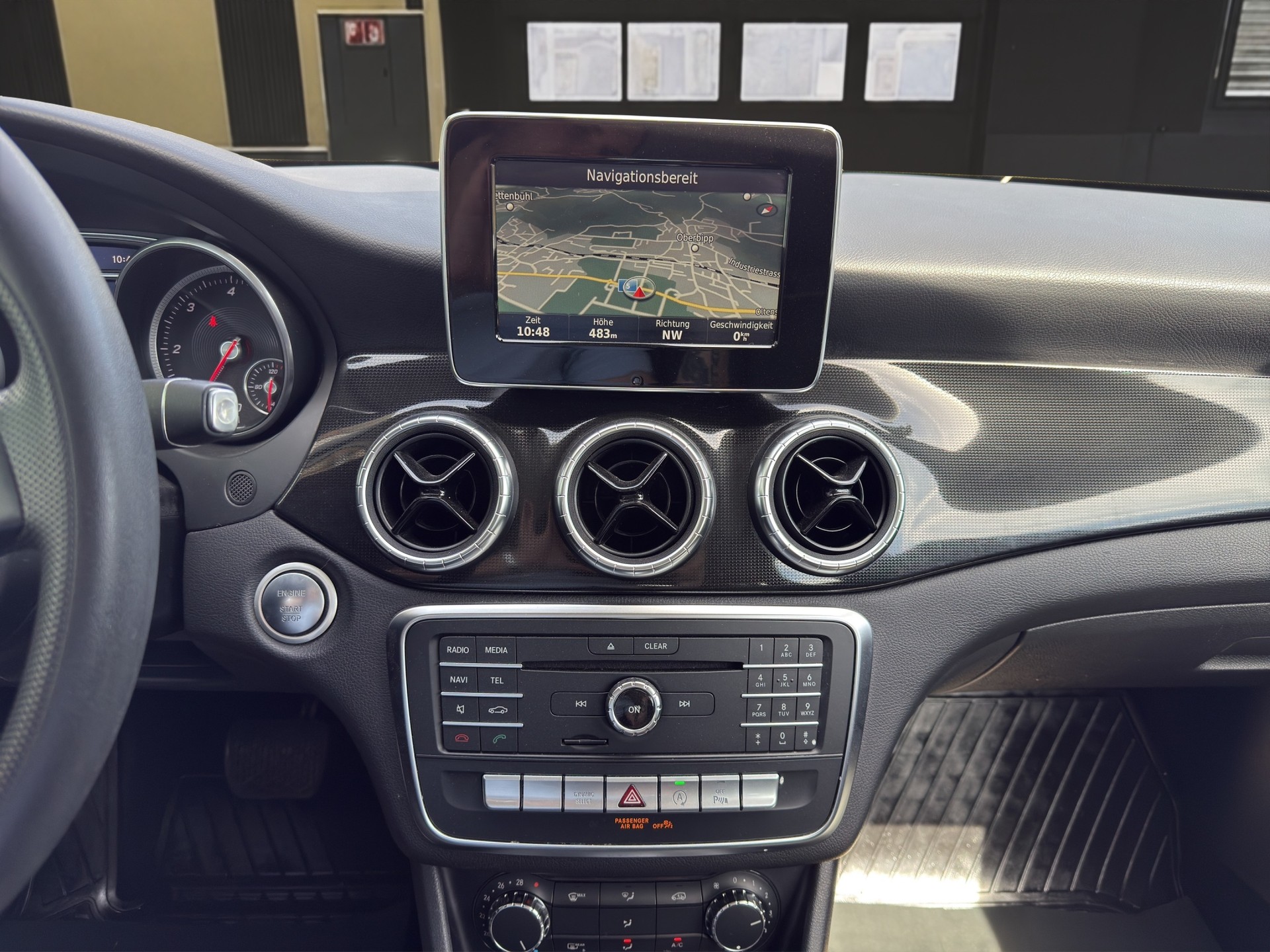 MERCEDES-BENZ CLA Shooting Br 200 d Swiss Star Edition 4M-image-14