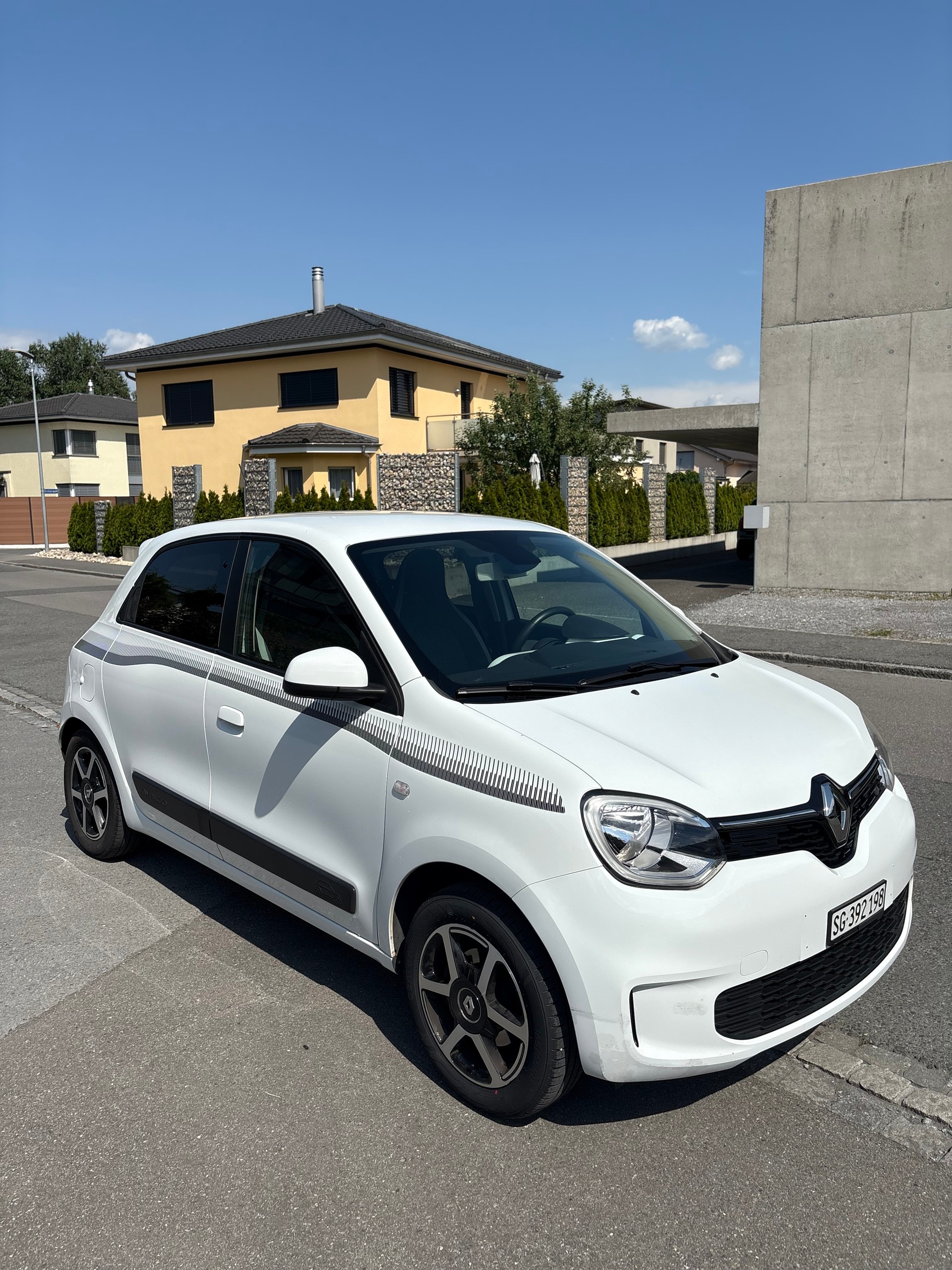 RENAULT TCe 95 Zen EDC-image-4
