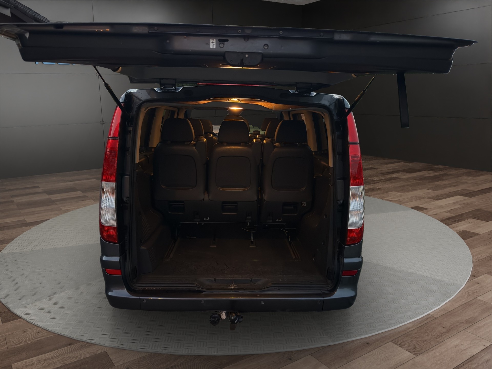 MERCEDES-BENZ Vito 116 CDI Blue Efficiency L 4Matic A 9Plätzer-image-6