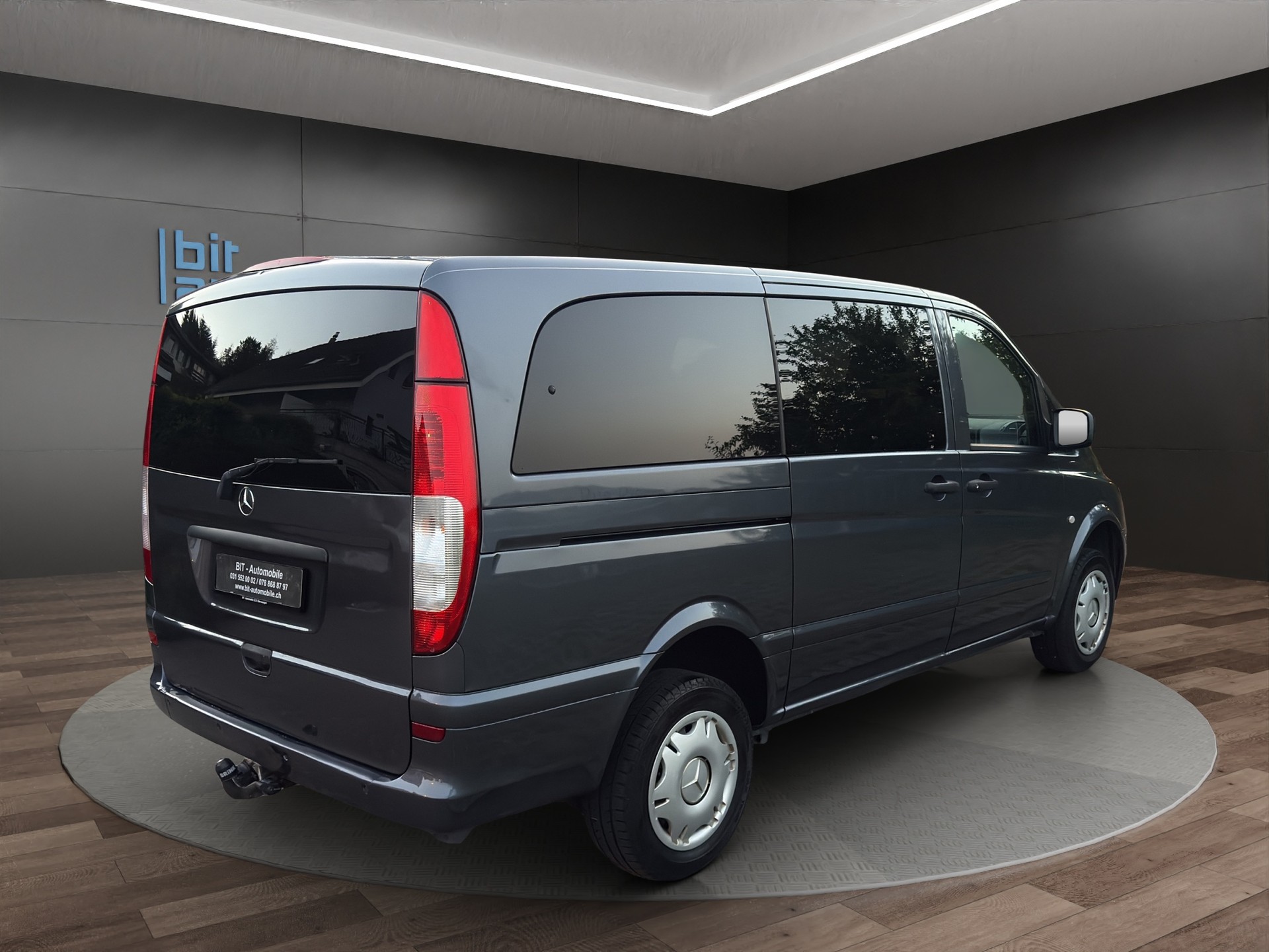 MERCEDES-BENZ Vito 116 CDI Blue Efficiency L 4Matic A 9Plätzer-image-11