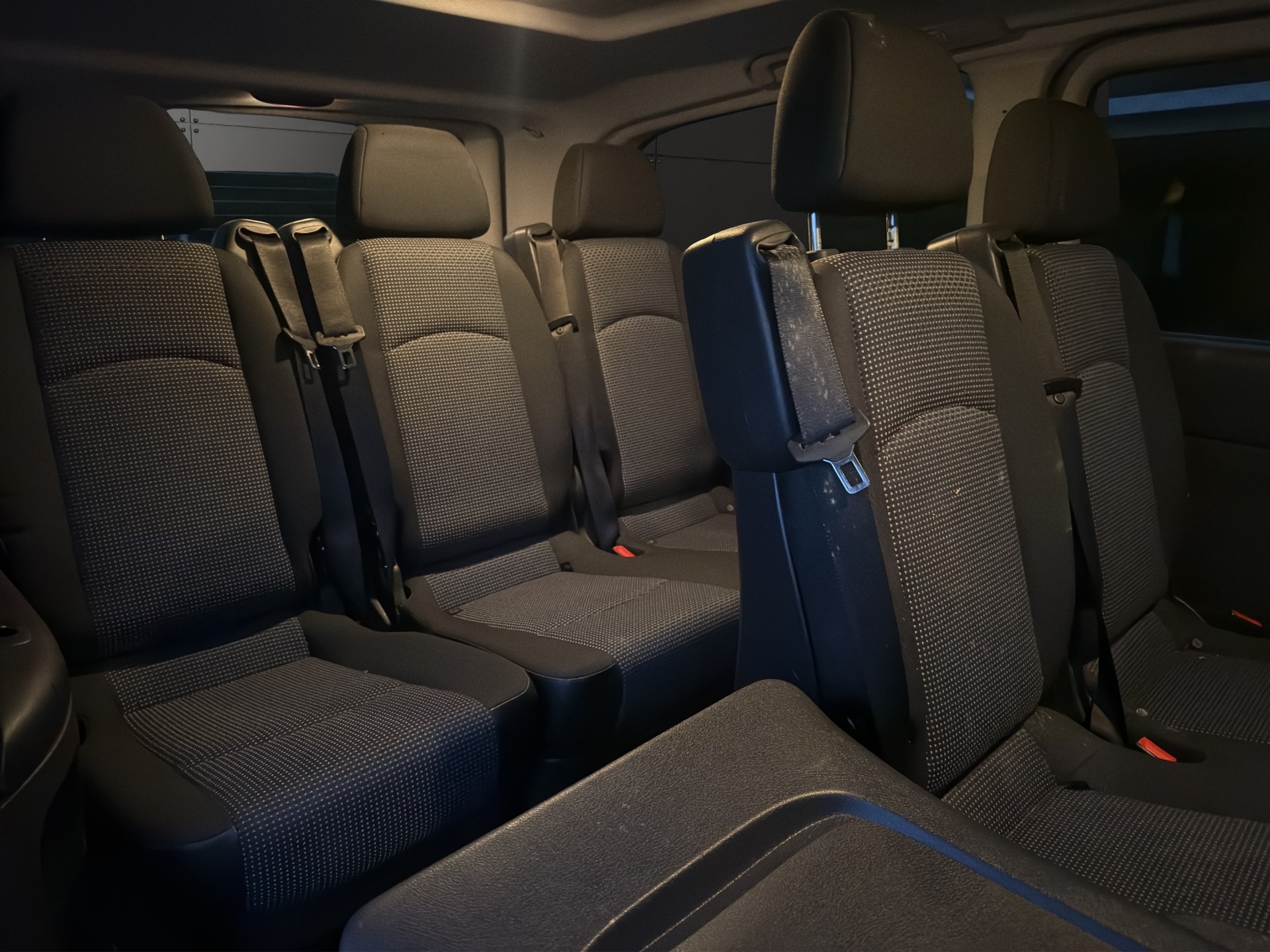 MERCEDES-BENZ Vito 116 CDI Blue Efficiency L 4Matic A 9Plätzer-image-9