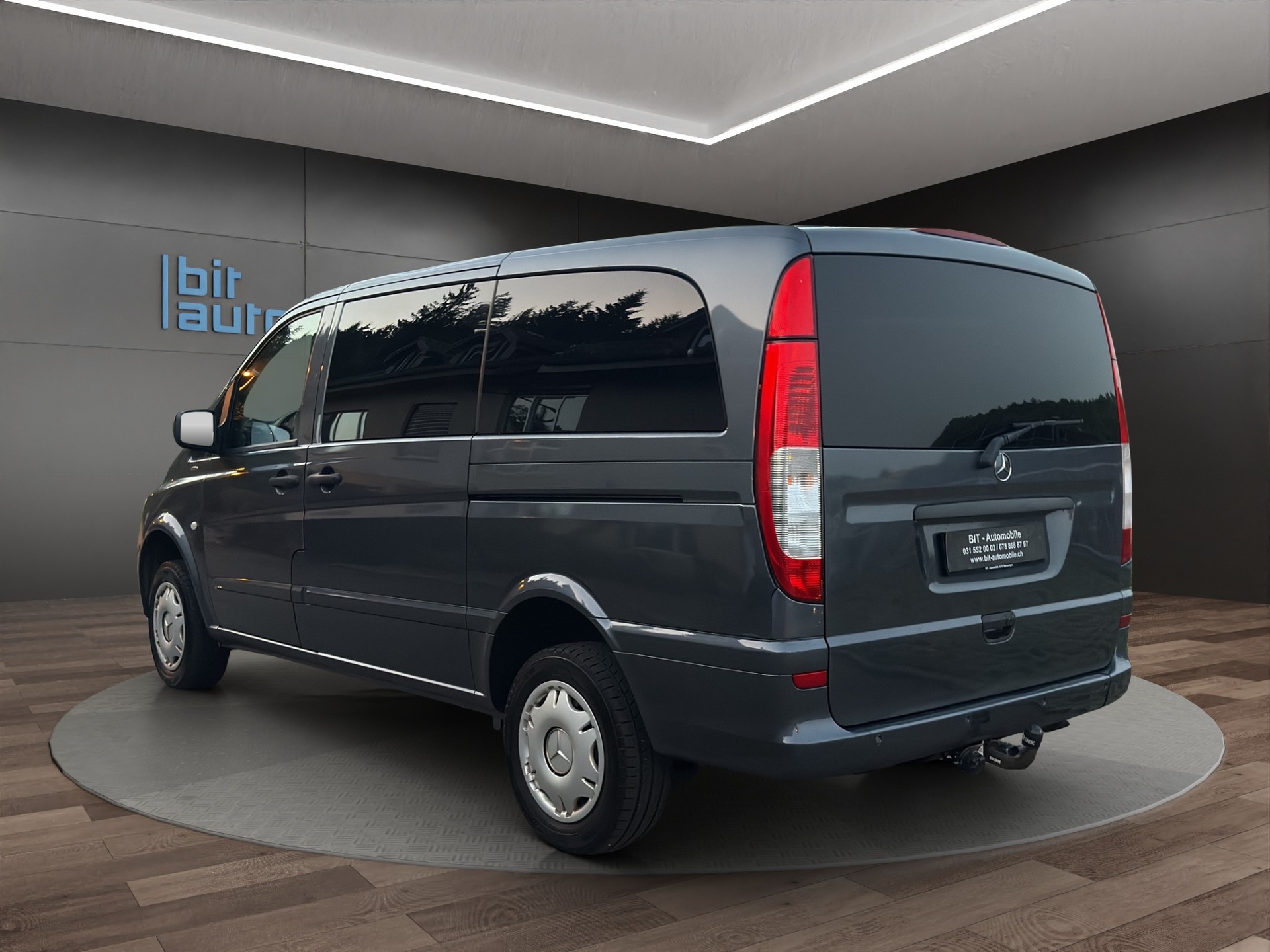MERCEDES-BENZ Vito 116 CDI Blue Efficiency L 4Matic A 9Plätzer-image-4