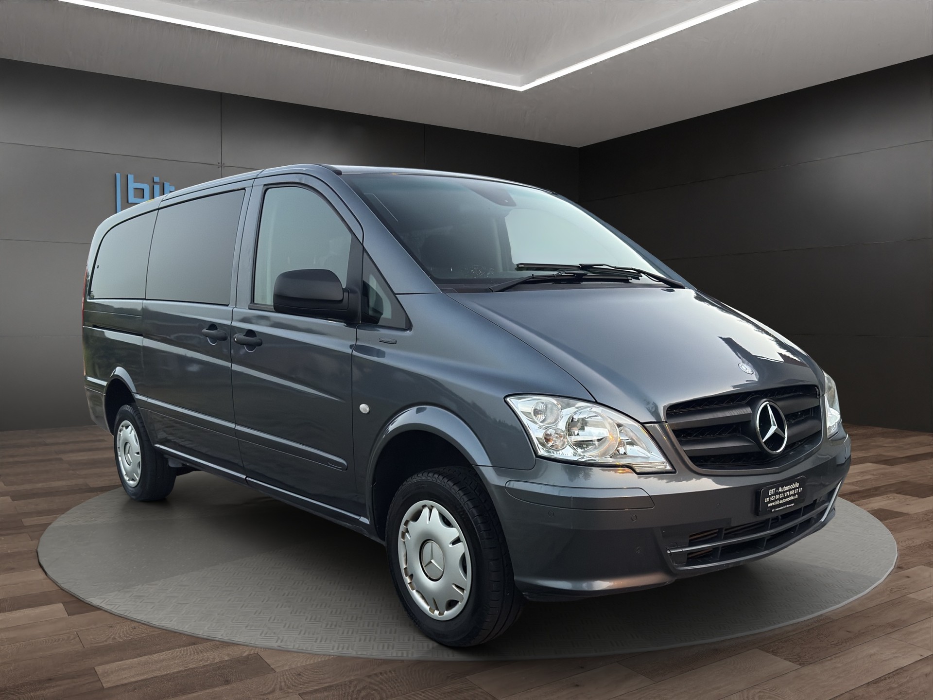 MERCEDES-BENZ Vito 116 CDI Blue Efficiency L 4Matic A 9Plätzer-image-13