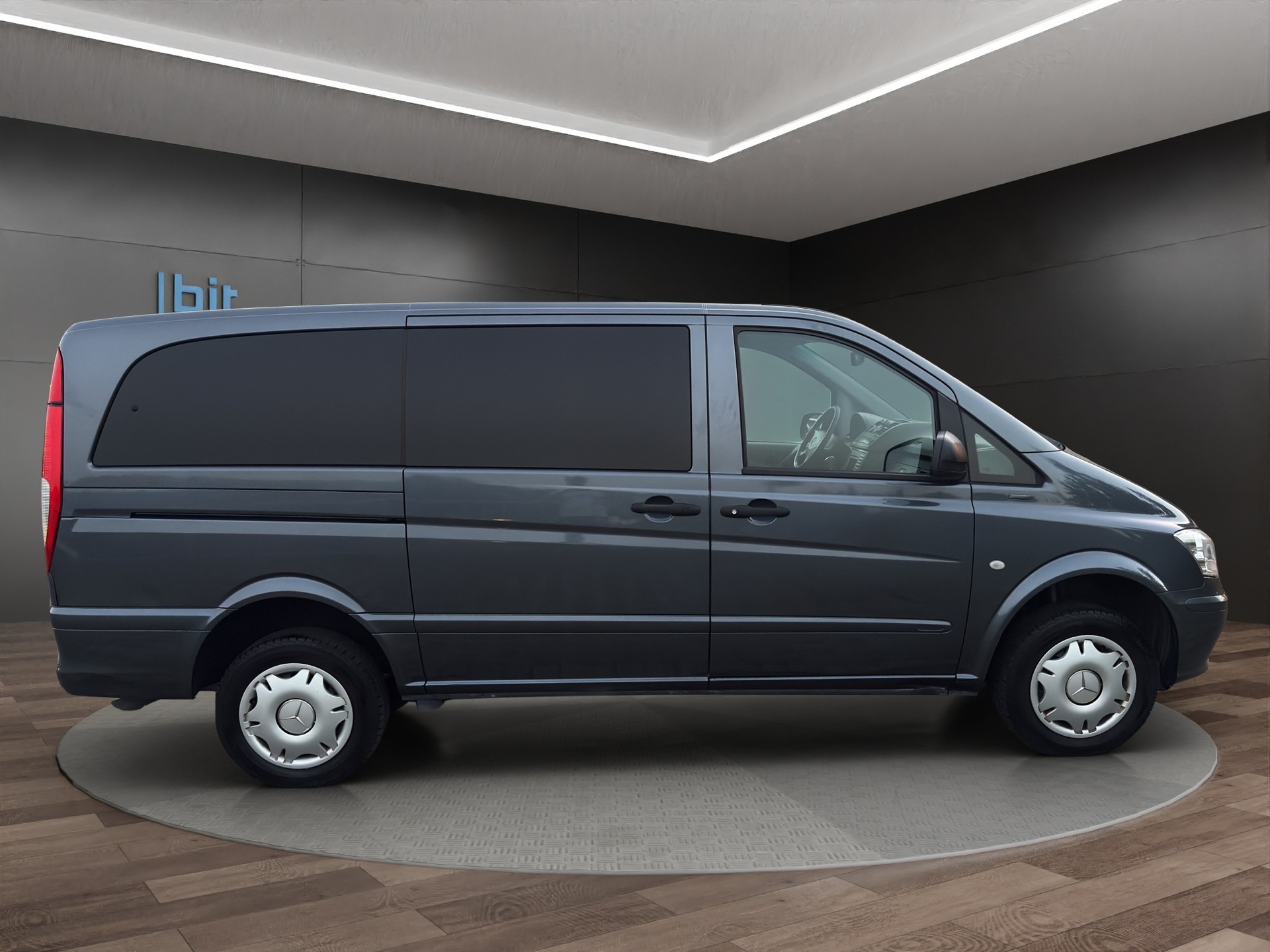 MERCEDES-BENZ Vito 116 CDI Blue Efficiency L 4Matic A 9Plätzer-image-12