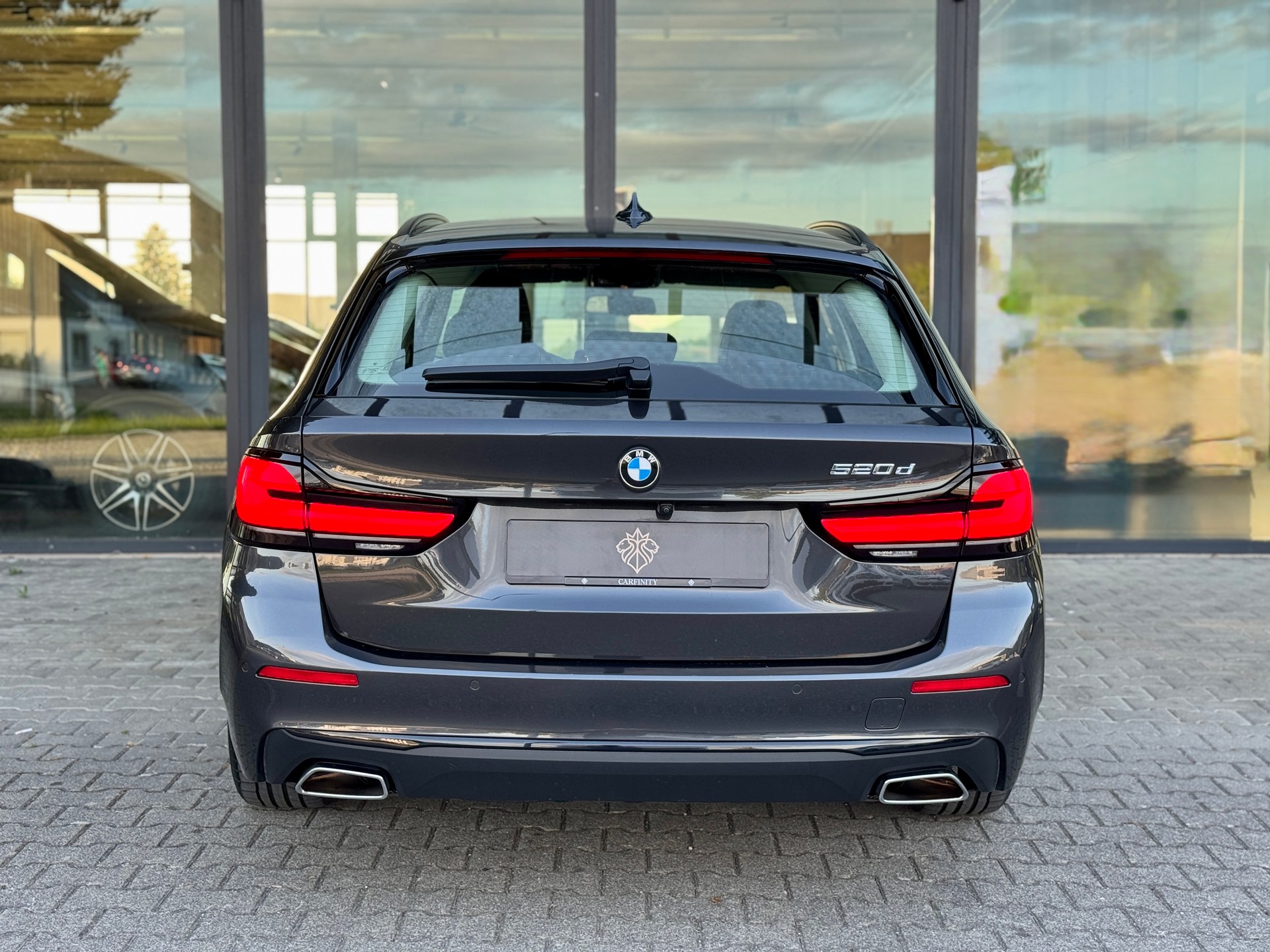 BMW 520d 48V Touring Steptronic / inkl. BMW Premium Selection Garantie-image-4