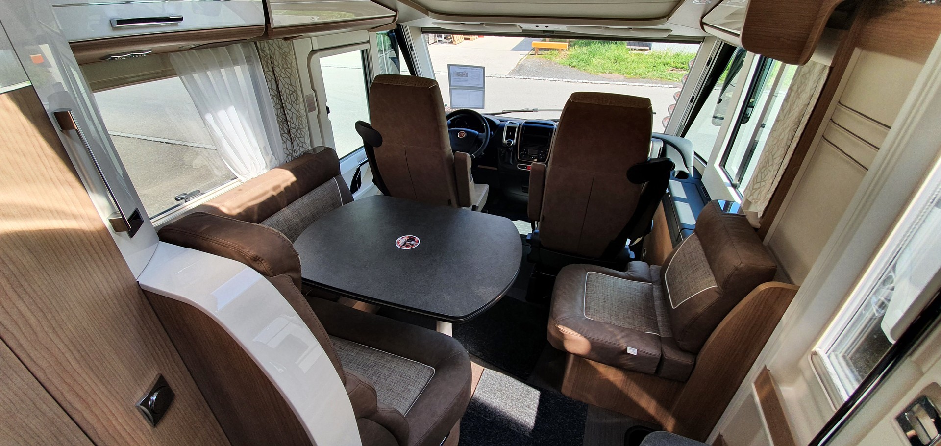 CARTHAGO C-Tourer I 143 LE Lightweight-image-4