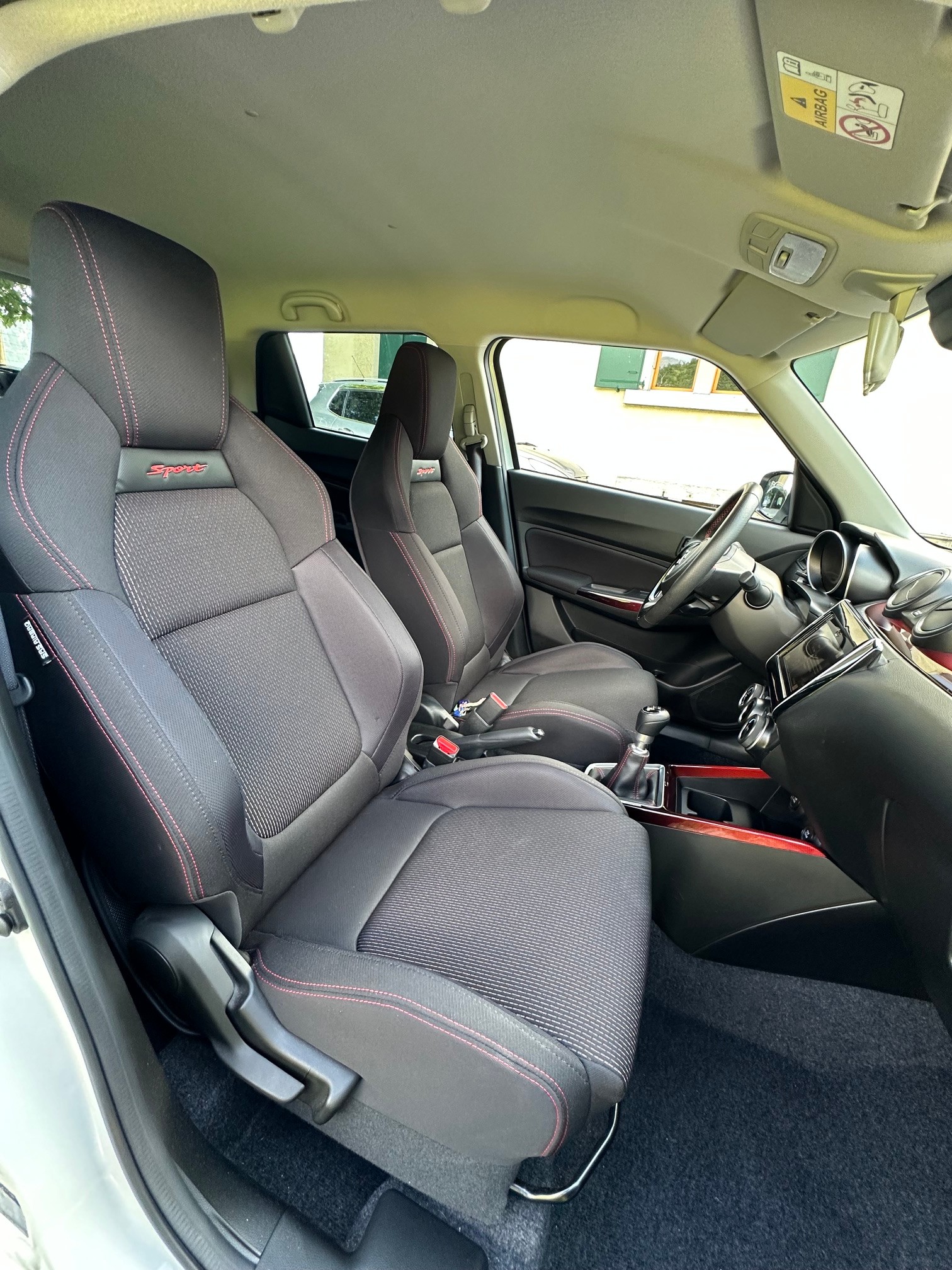 SUZUKI Swift Sport 1.4i 16V Compact Top Hybrid-image-6