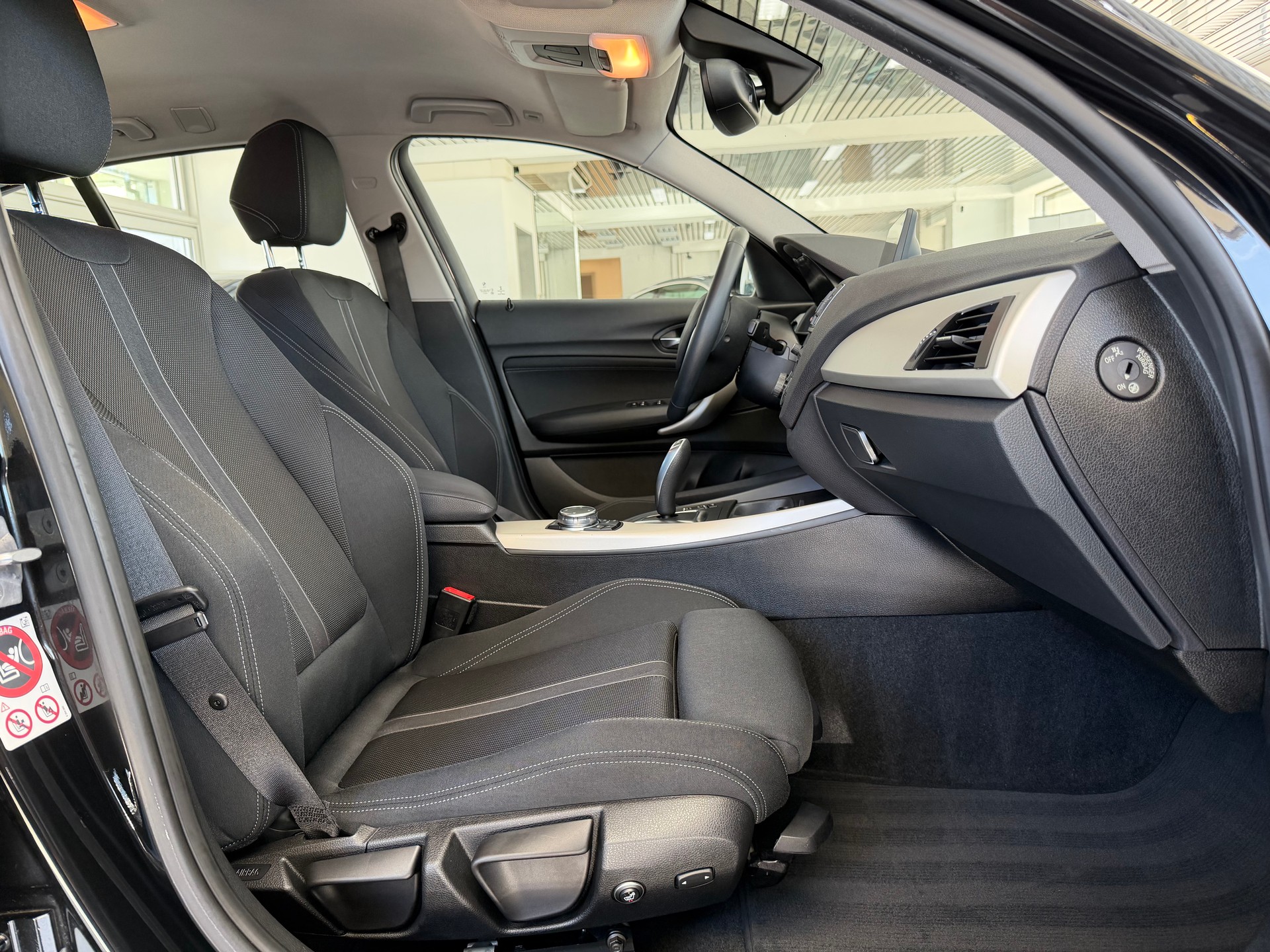 BMW 118i Steptronic-image-13
