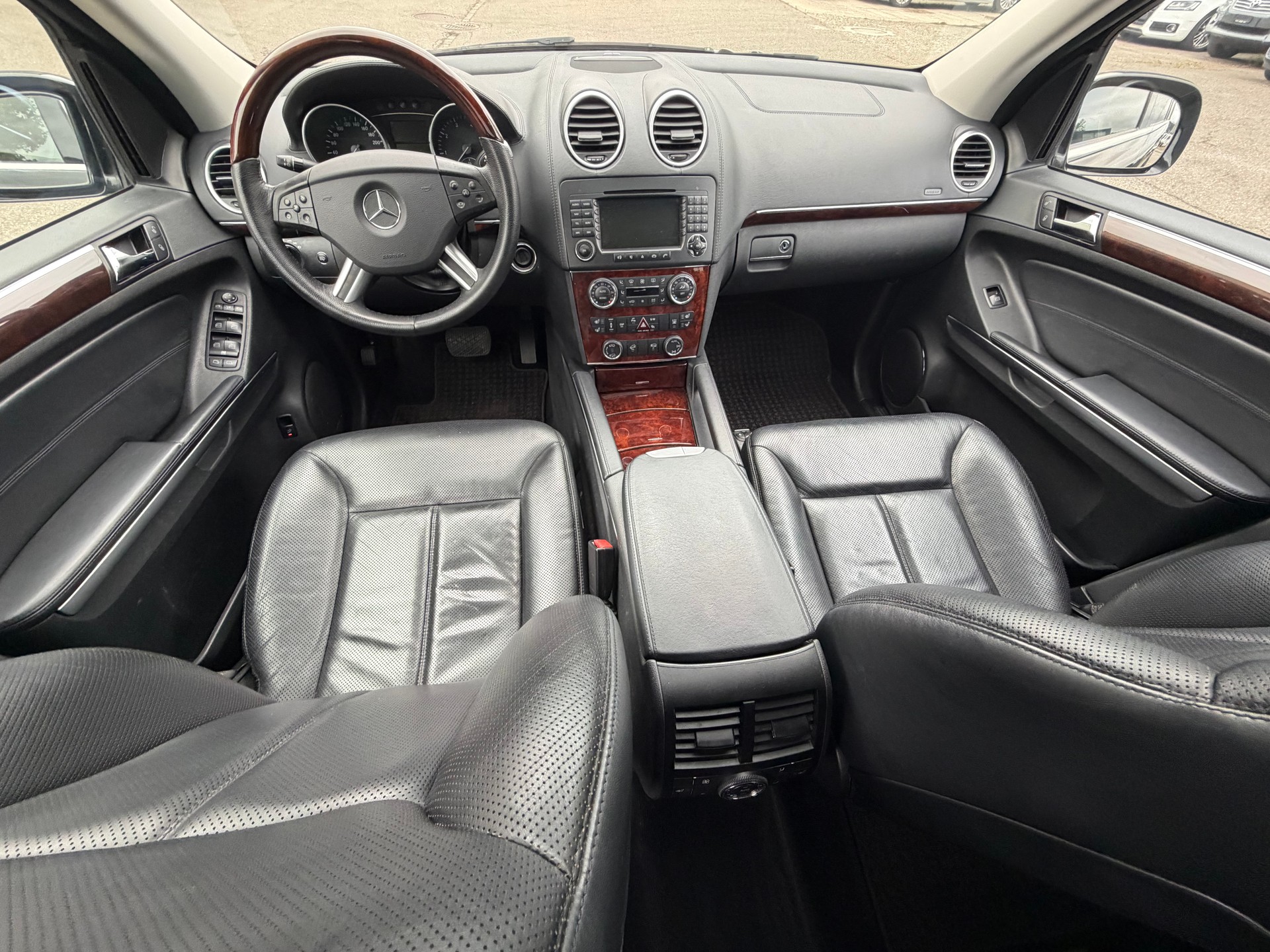 MERCEDES-BENZ GL 500 4Matic 7G-Tronic-image-5