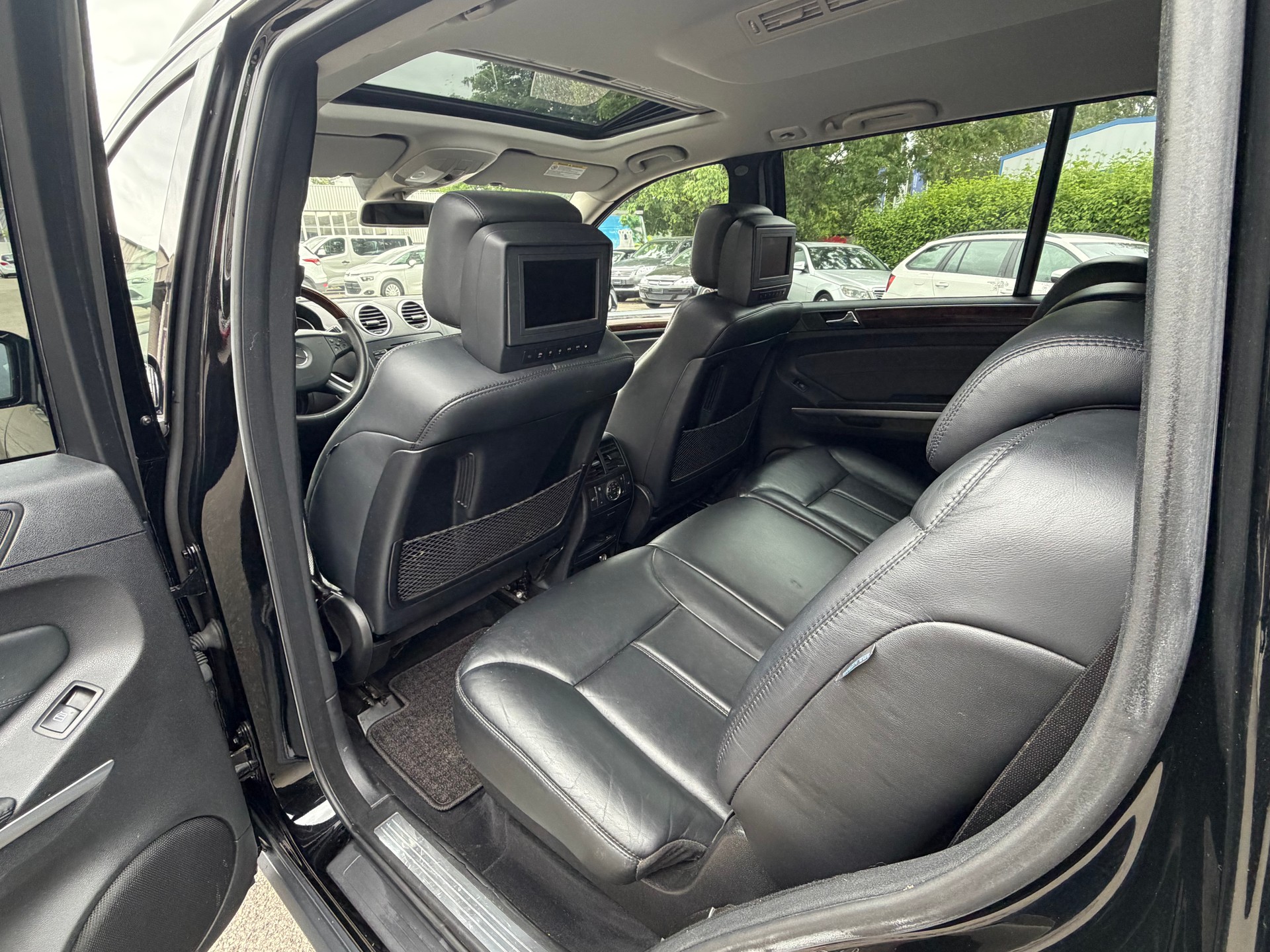 MERCEDES-BENZ GL 500 4Matic 7G-Tronic-image-7
