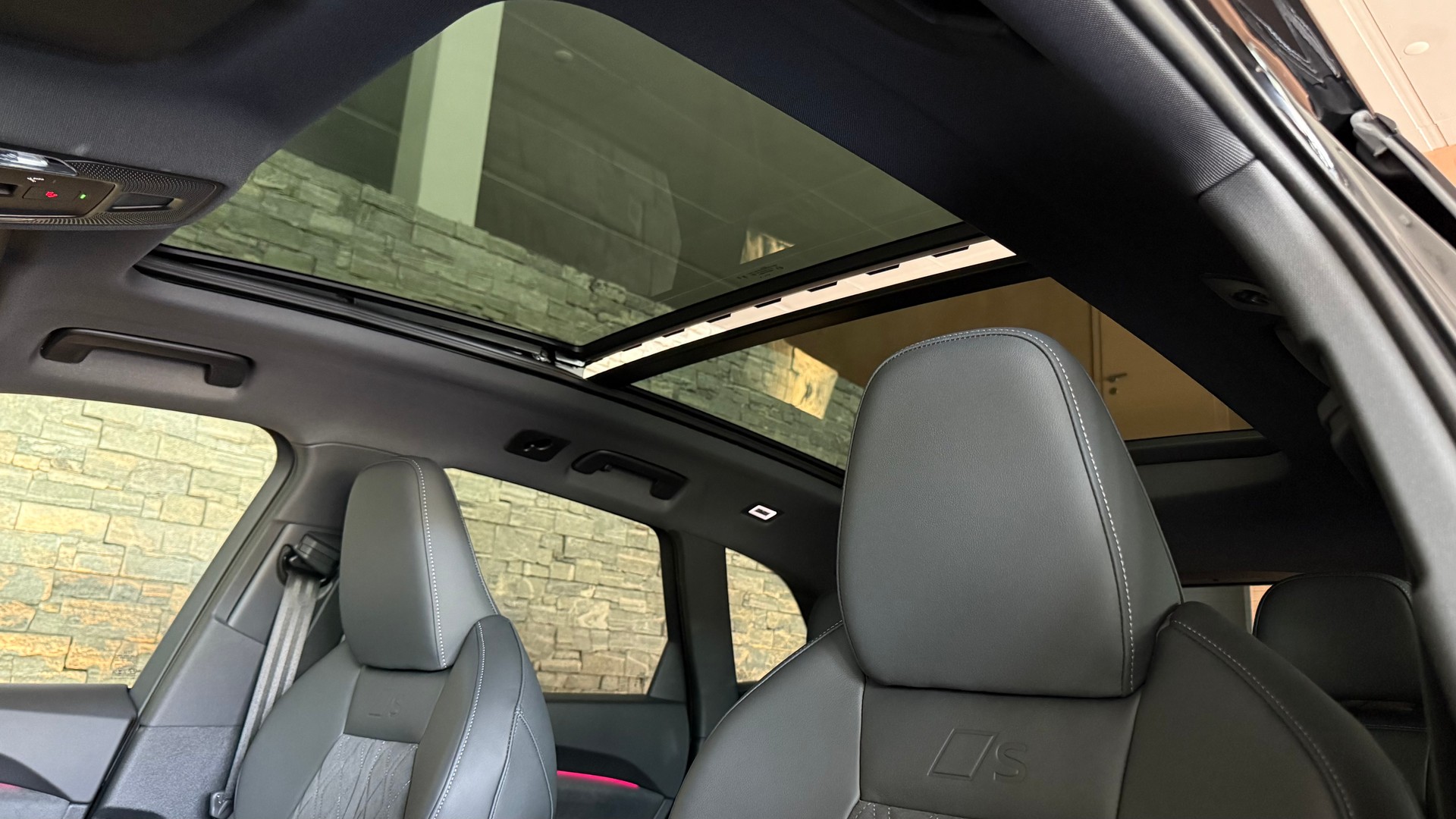 AUDI Q5 e-hybrid quattro 270 kW 367PS S-tronic S-Line Schweizer-Fahrzeug-image-24