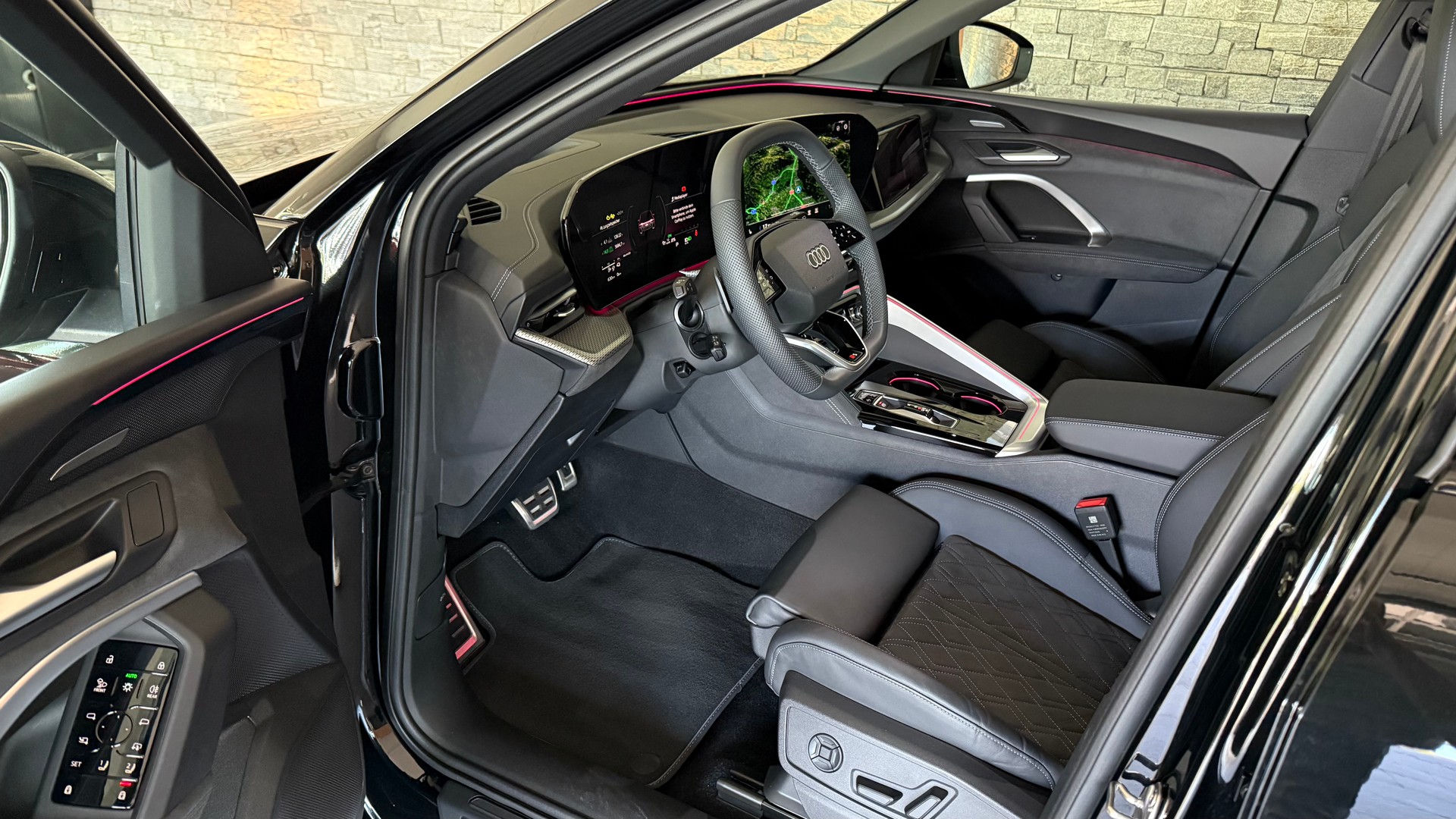 AUDI Q5 e-hybrid quattro 270 kW 367PS S-tronic S-Line Schweizer-Fahrzeug-image-15