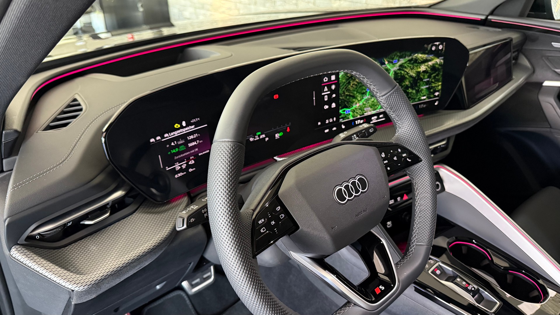 AUDI Q5 e-hybrid quattro 270 kW 367PS S-tronic S-Line Schweizer-Fahrzeug-image-18