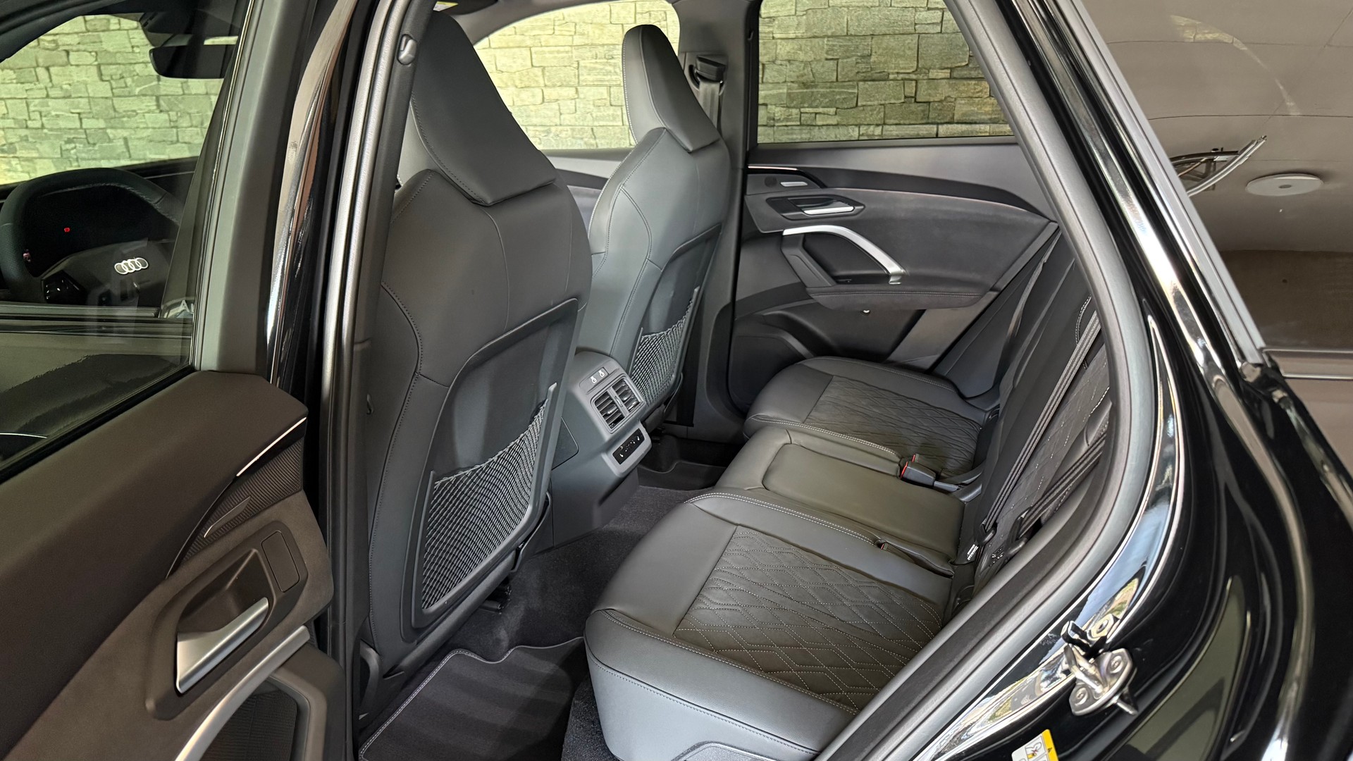 AUDI Q5 e-hybrid quattro 270 kW 367PS S-tronic S-Line Schweizer-Fahrzeug-image-23